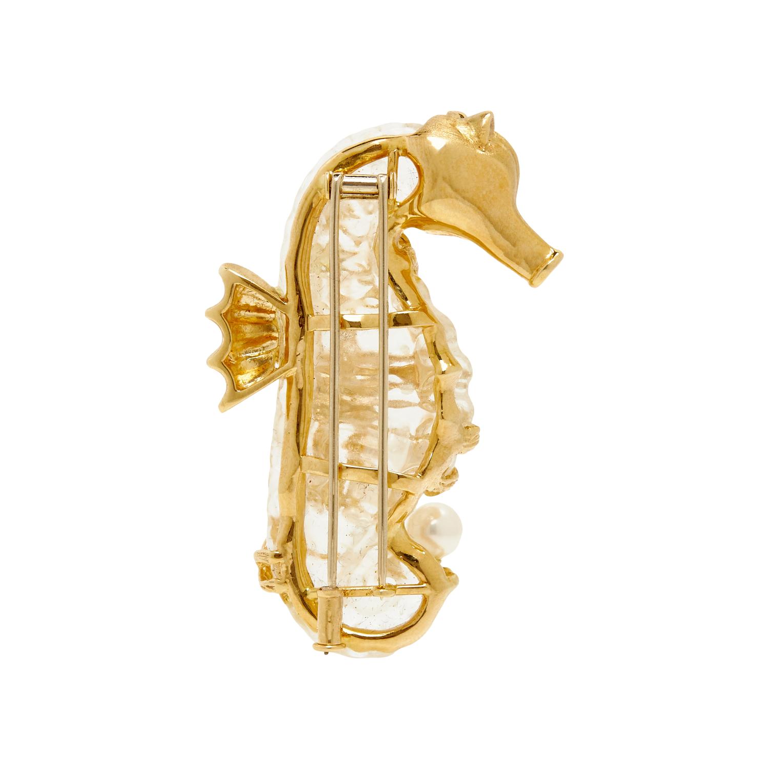 YELLOW GOLD, ROCK CRYSTAL AND CULTURED PEARL SEAHORSE BROOCH
