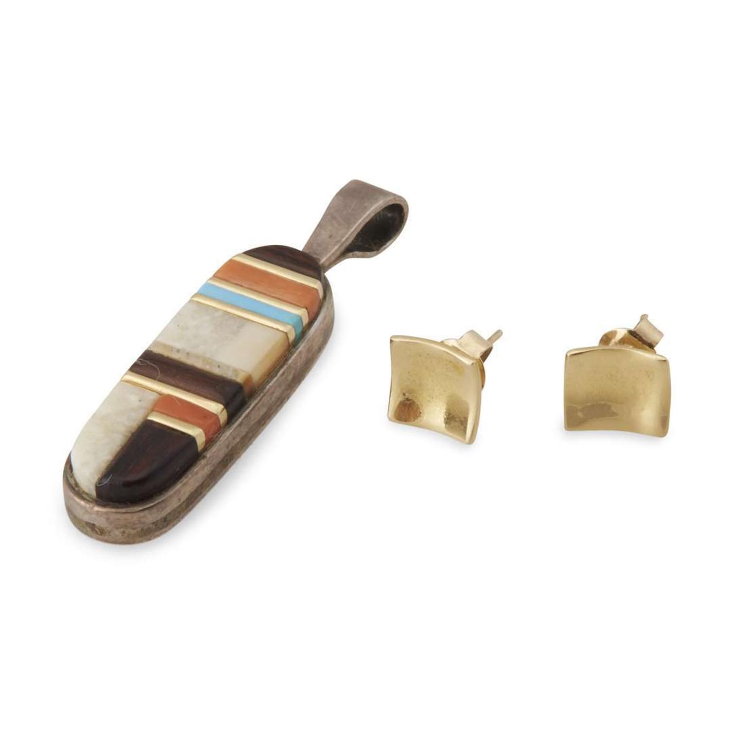 Hopi inlaid silver and gold pendant and pair of gold earrings Charles Loloma (1921-1999), 20th century