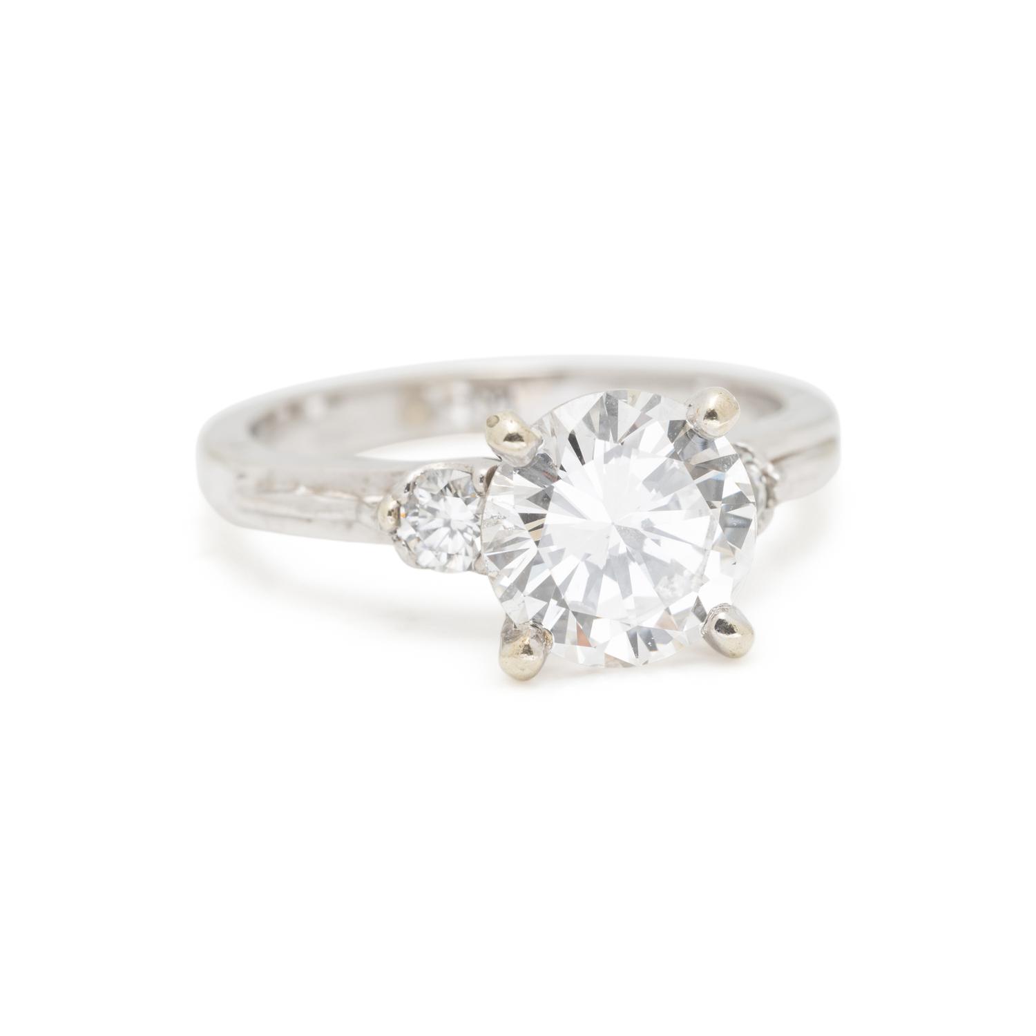 DIAMOND RING