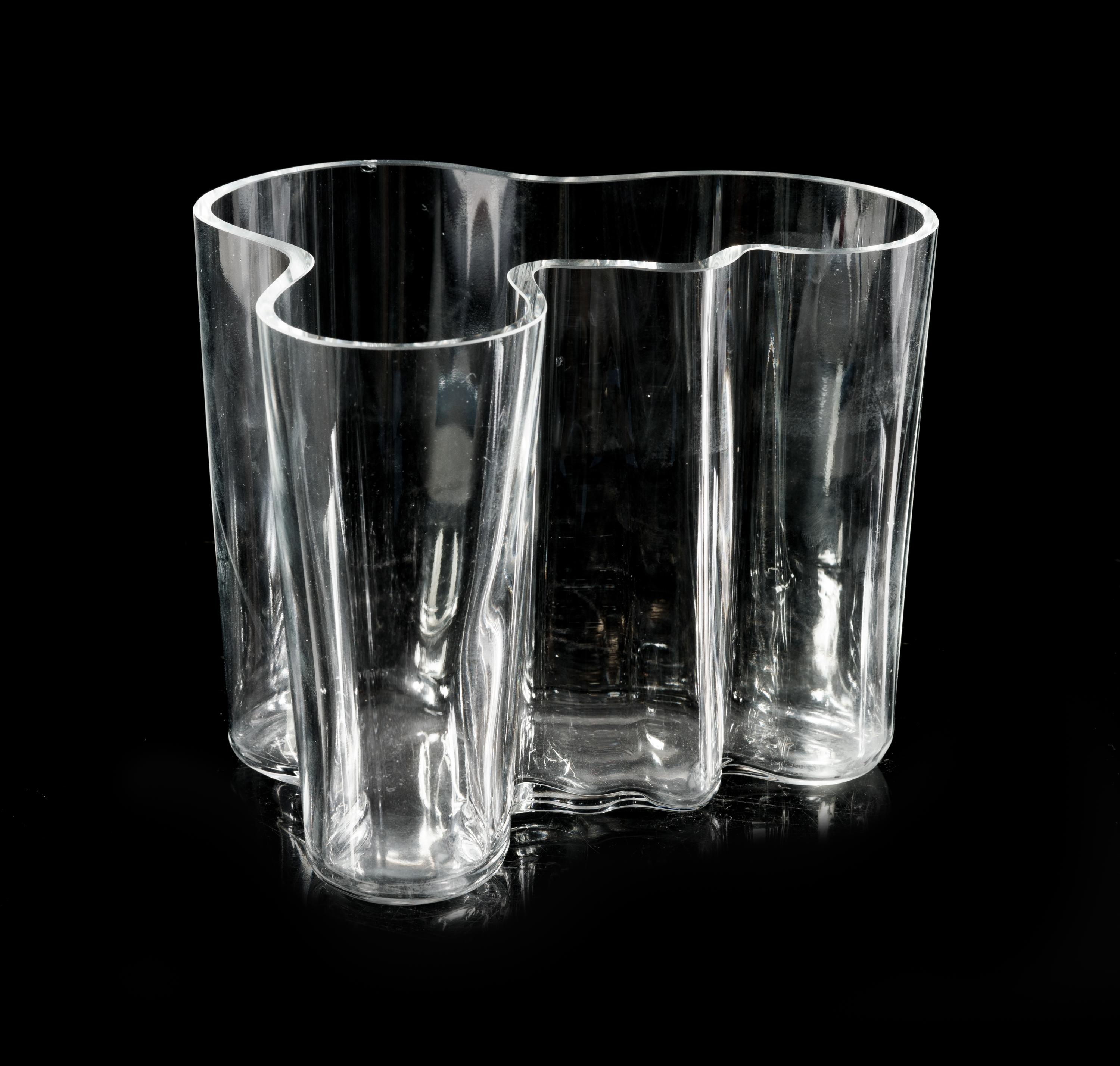 Savoy Vase, littala, Finland