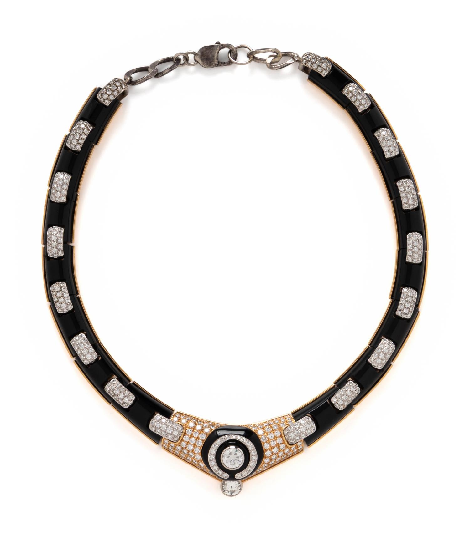 BLACK ONYX, DIAMOND, AND YELLOW GOLD COLLAR NECKLACE