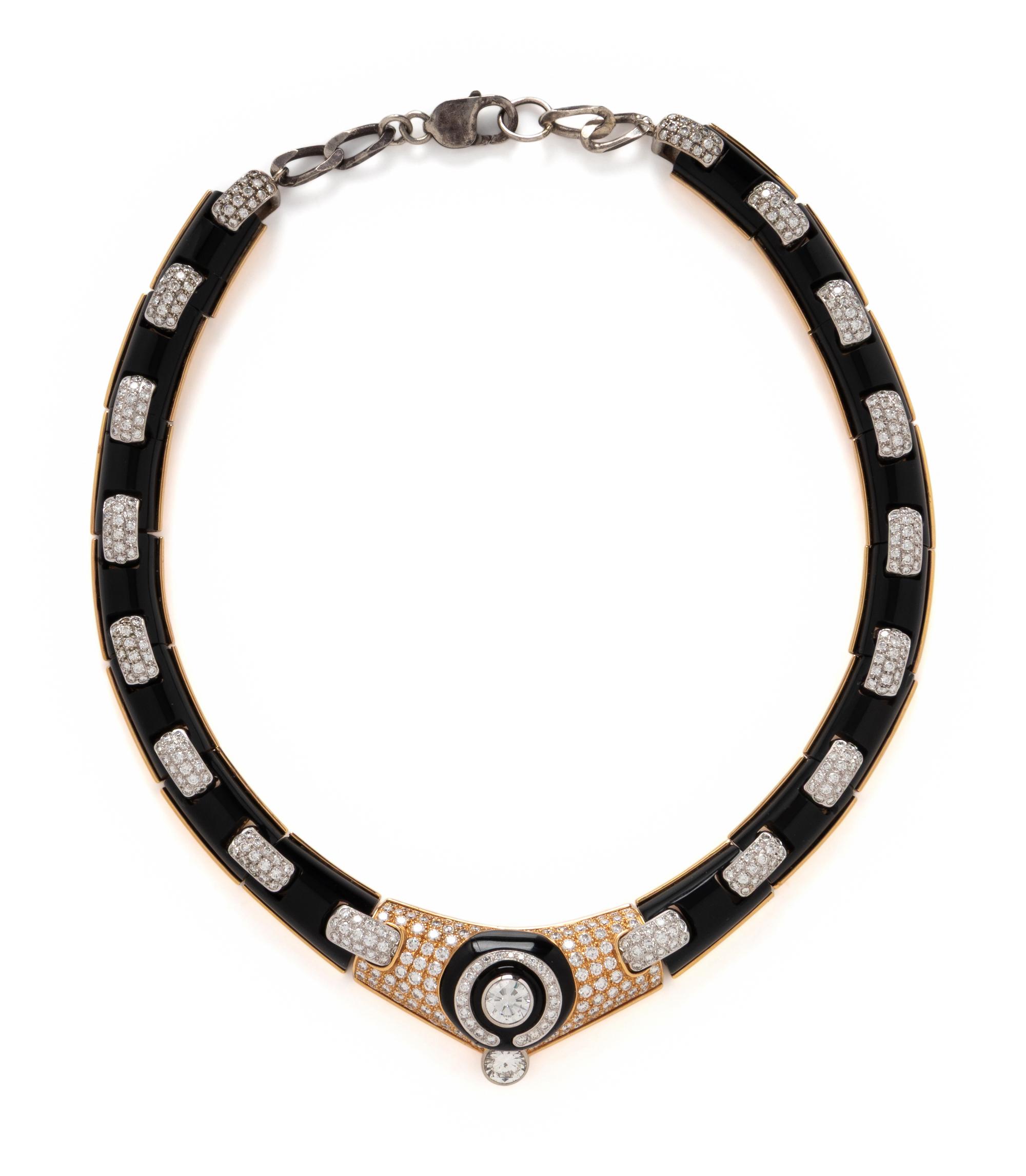BLACK ONYX, DIAMOND, AND YELLOW GOLD COLLAR NECKLACE