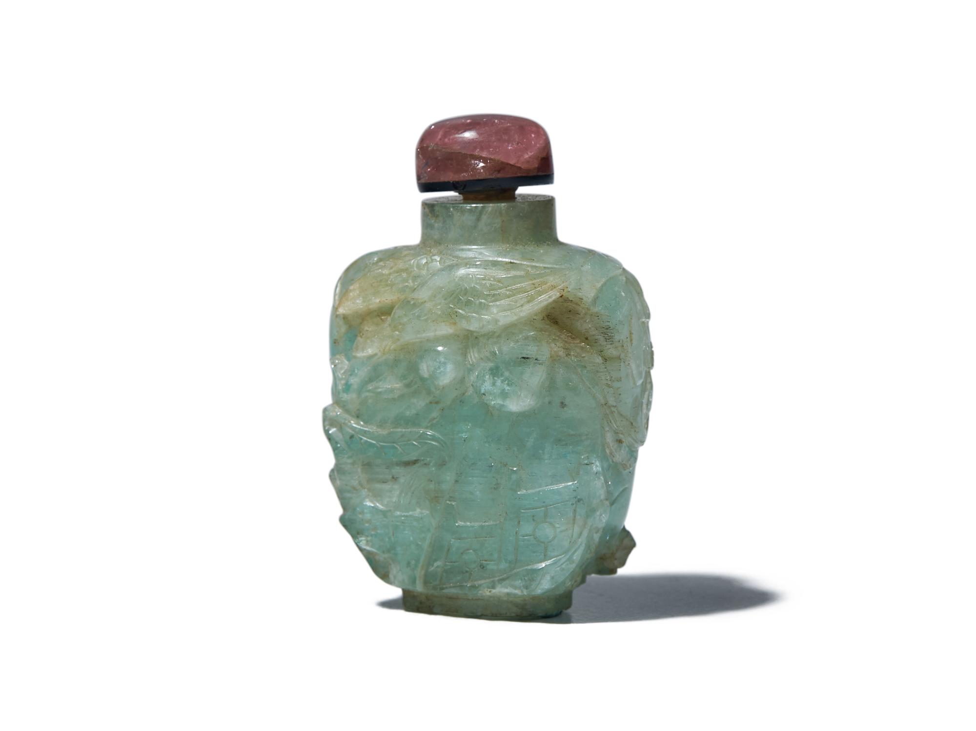 A Chinese Green Tourmaline Snuff Bottle