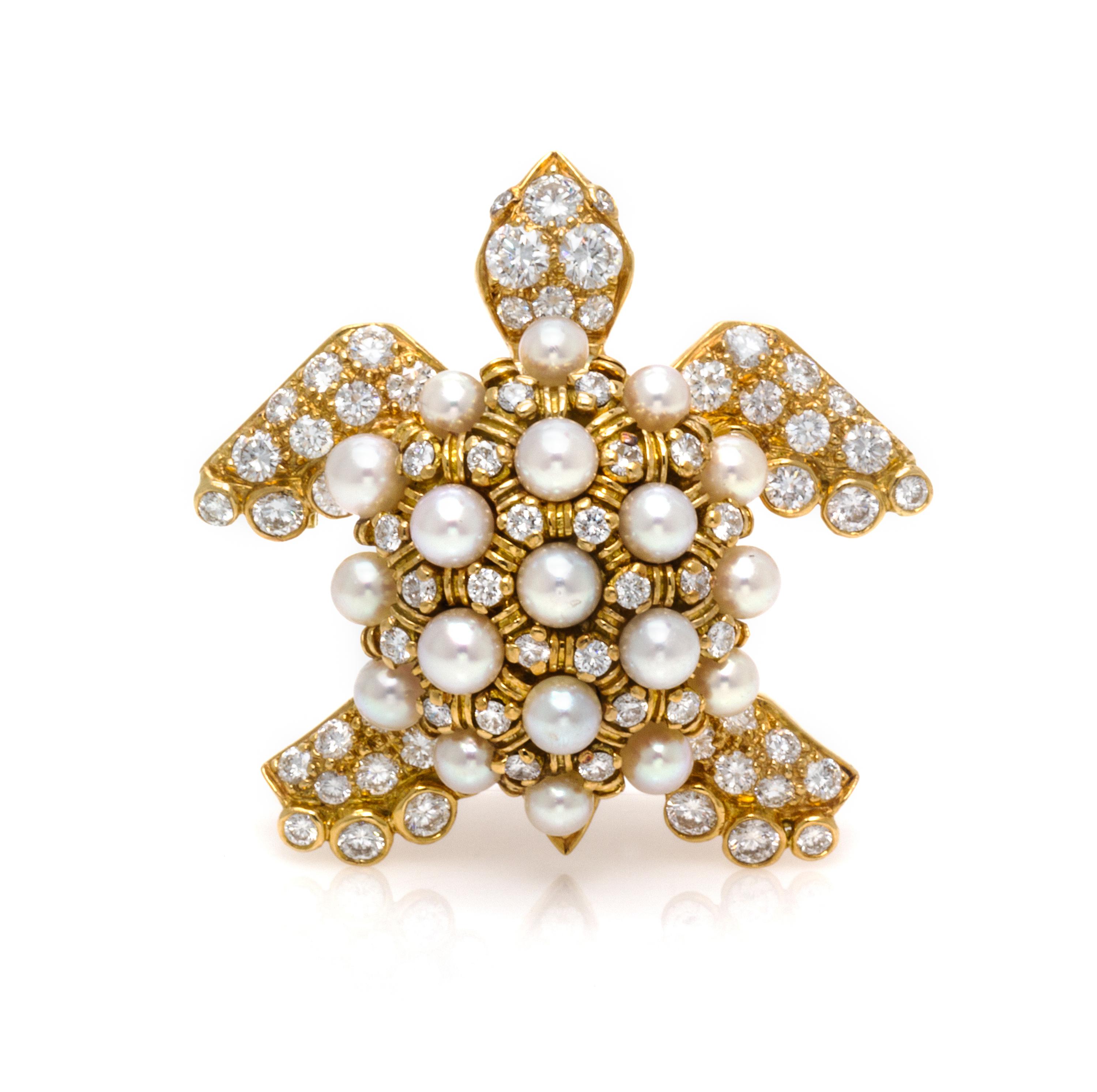 An 18 Karat Yellow Gold, Diamond and Cultured Pearl Turtle Brooch, British, 8.40 dwts.