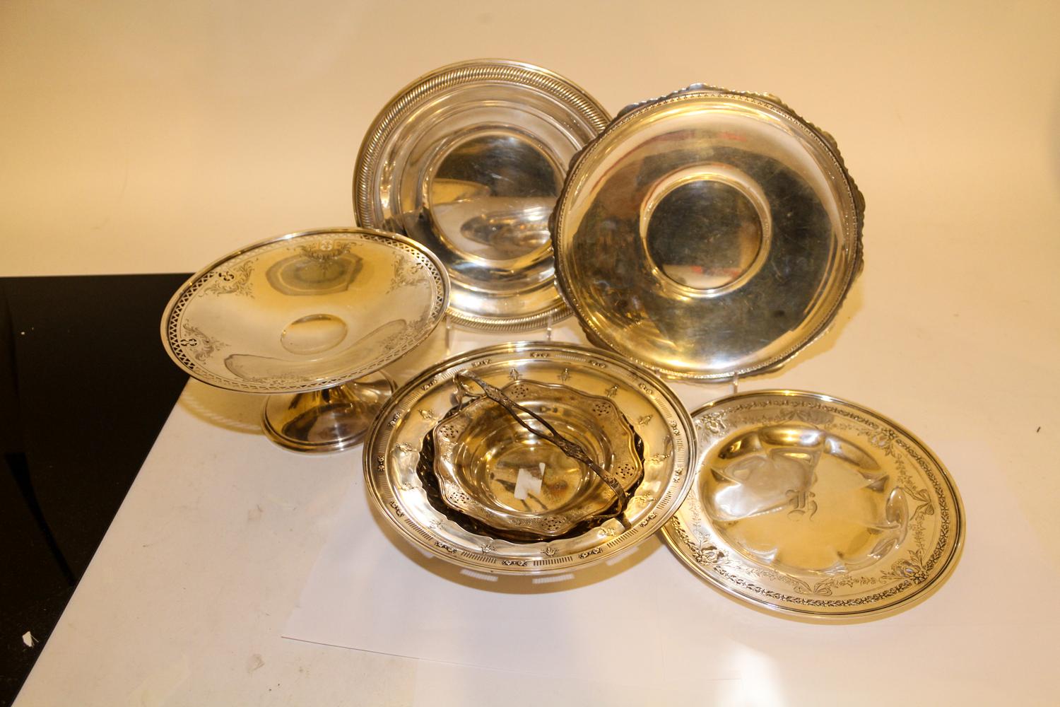 An Assortment of American Silver Serving Articles Diameter of largest 10 1/8 inches. — Various makers, 20th Century
