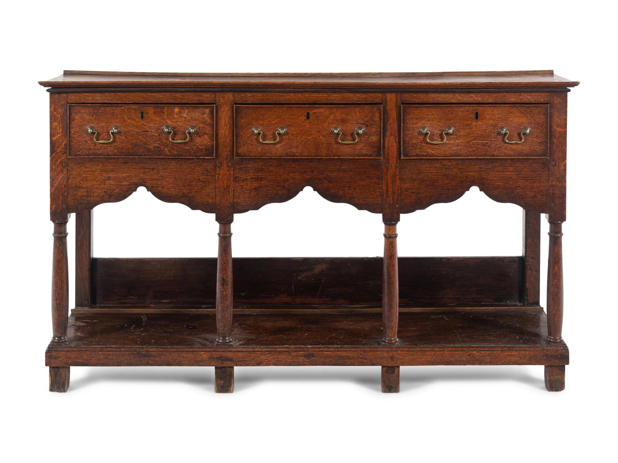 An English Oak Welsh Server