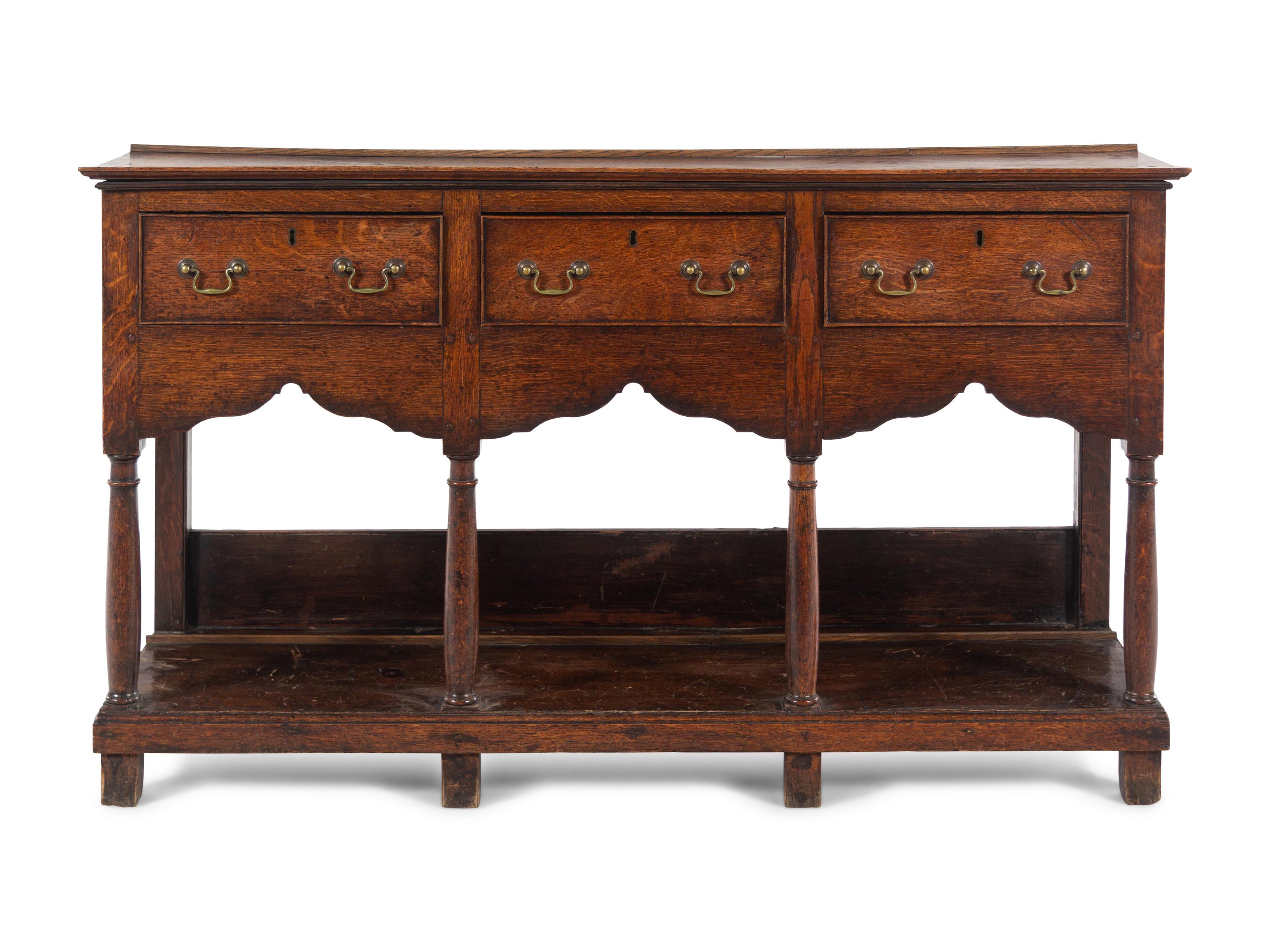 An English Oak Welsh Server