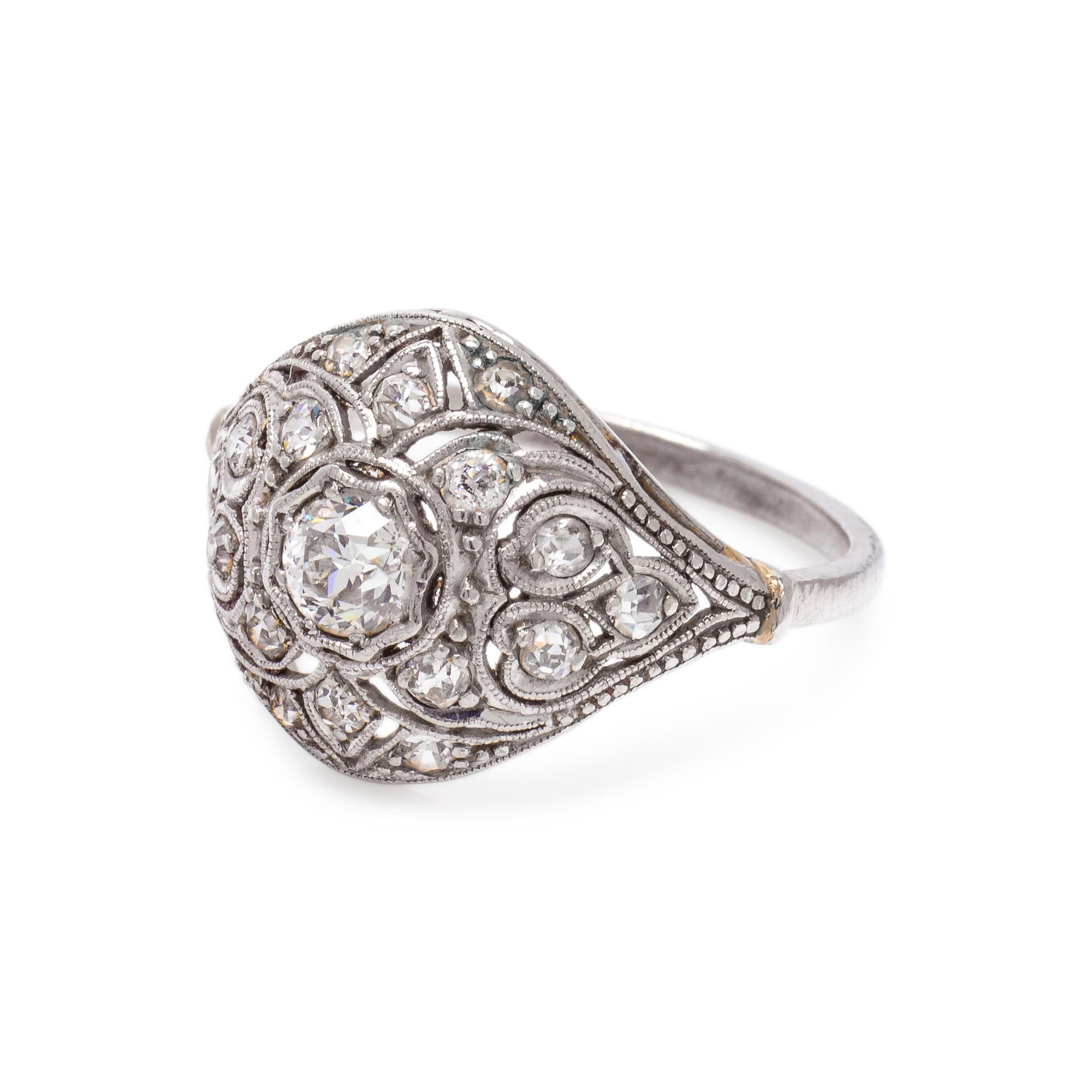 DIAMOND RING