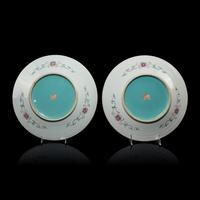 A Pair of Chinese Yellow Ground Famille Rose Porcelain 'Lotus' Plates, Late 19th/20th Century — 晚清-民國 粉彩黃地纏枝西番蓮紋賞盤一對