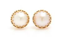 A Pair of 18 Karat Yellow Gold and Mabe Pearl Earclips, 10.40 dwts.