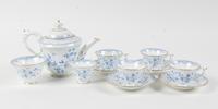 A Worcester Porcelain Tea Service Height of teapot 7 inches.