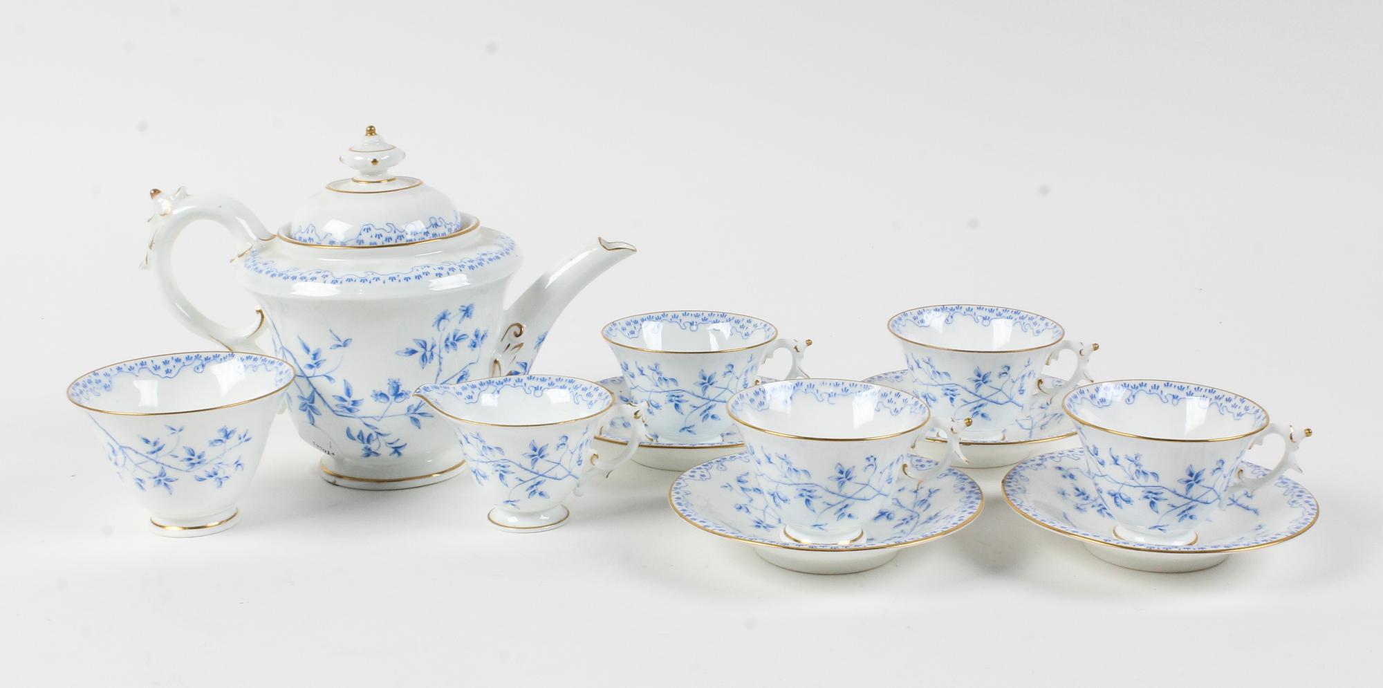 A Worcester Porcelain Tea Service Height of teapot 7 inches.