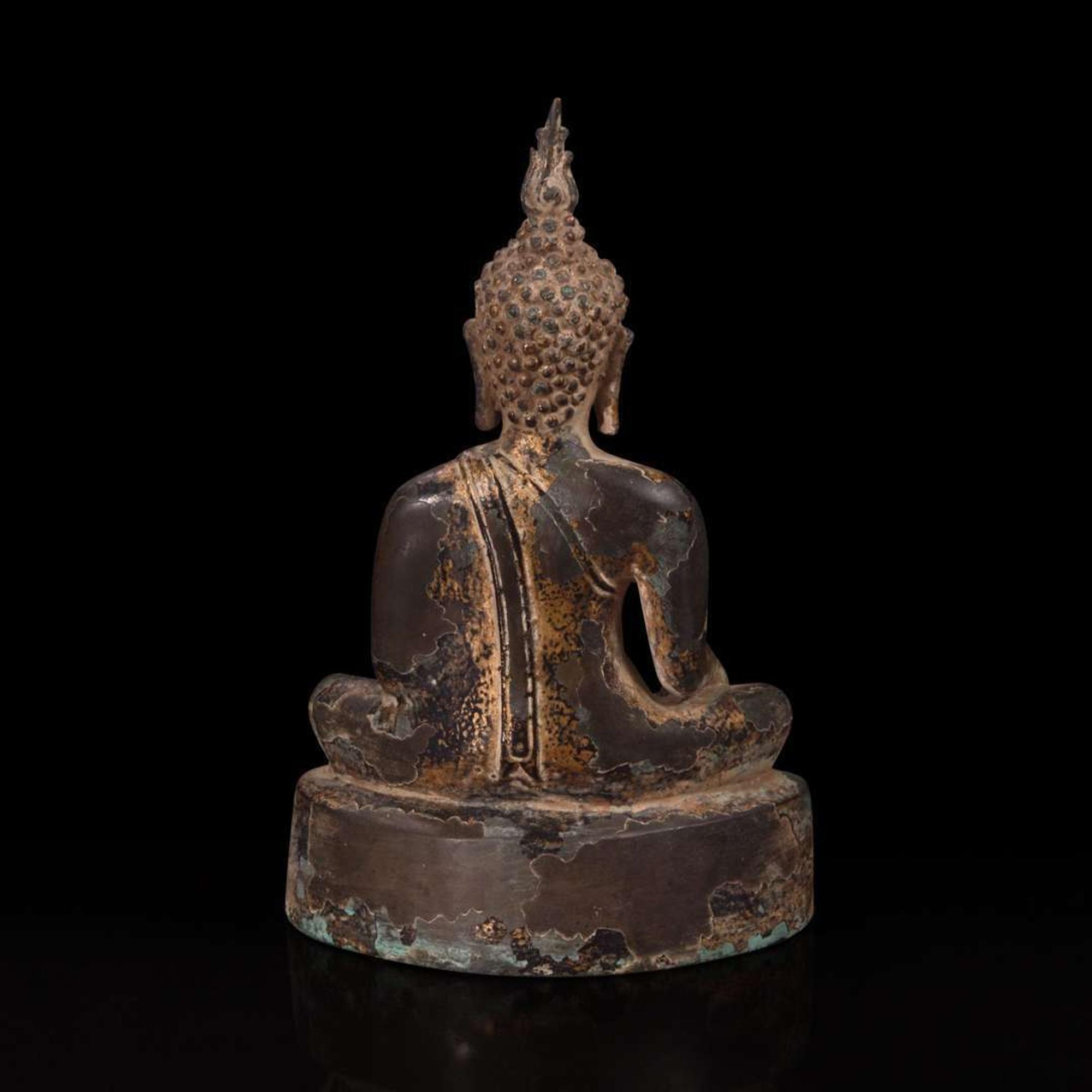 A Thai gilt lacquered bronze seated Buddha 泰国鎏金铜佛造像坐像