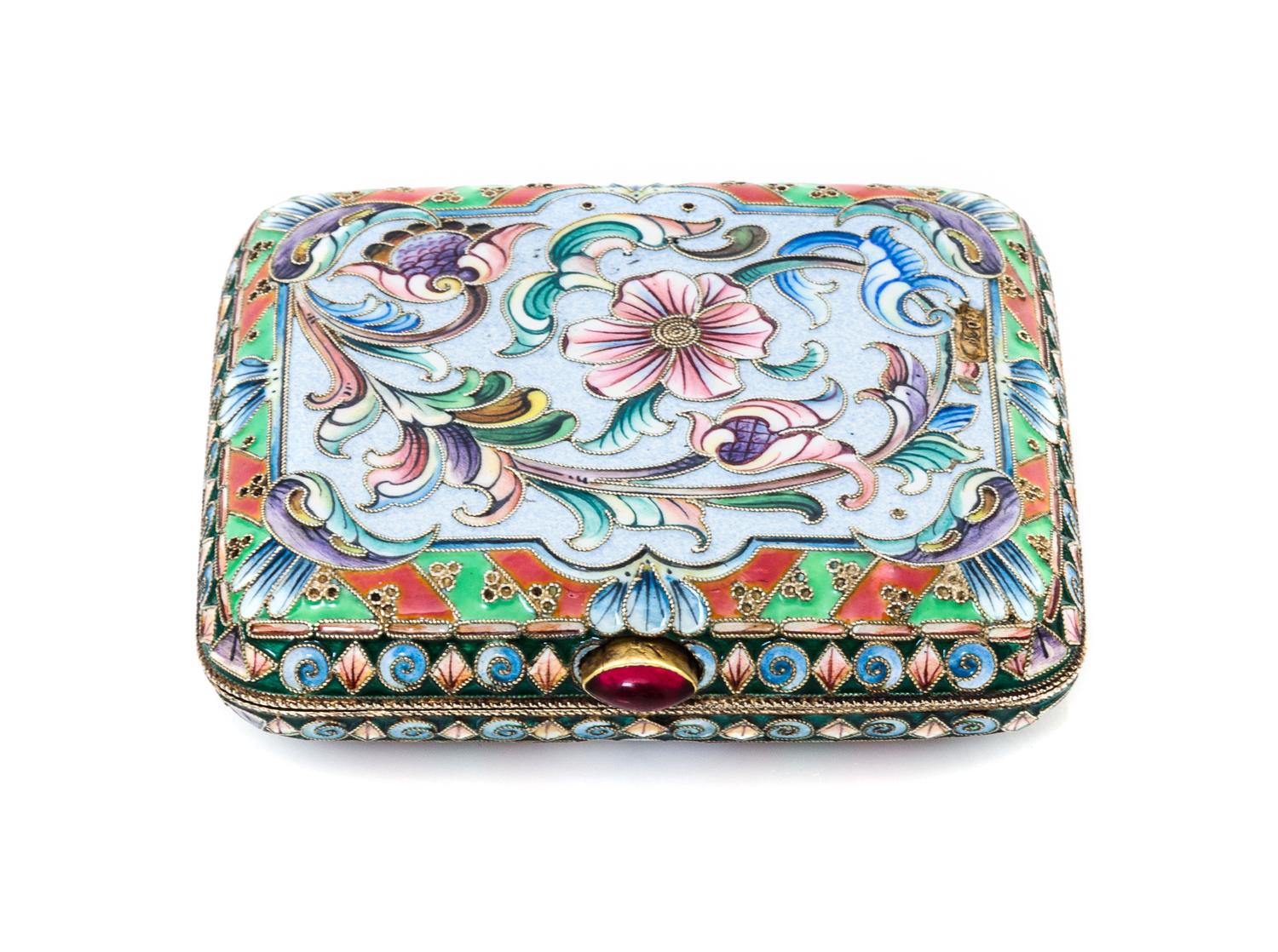 A Russian Enameled Silver Coin Purse, Mark likely of 20th Artel, Moscow, early 20th century, one side decorated with a plaque painted w