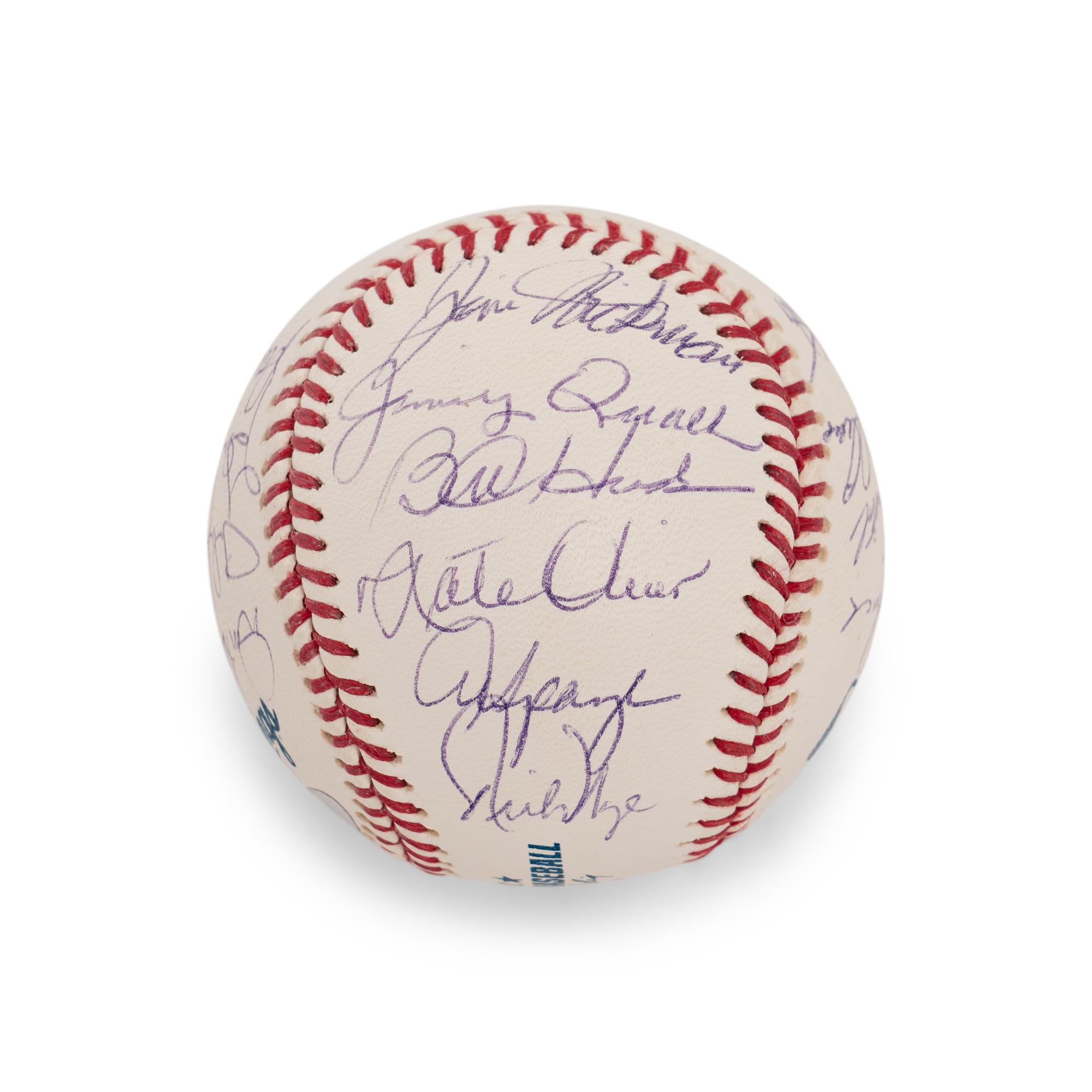 A 1969 Chicago Cubs Team Signed Autograph Baseball - 17 Signatures (Beckett Authentication Services)