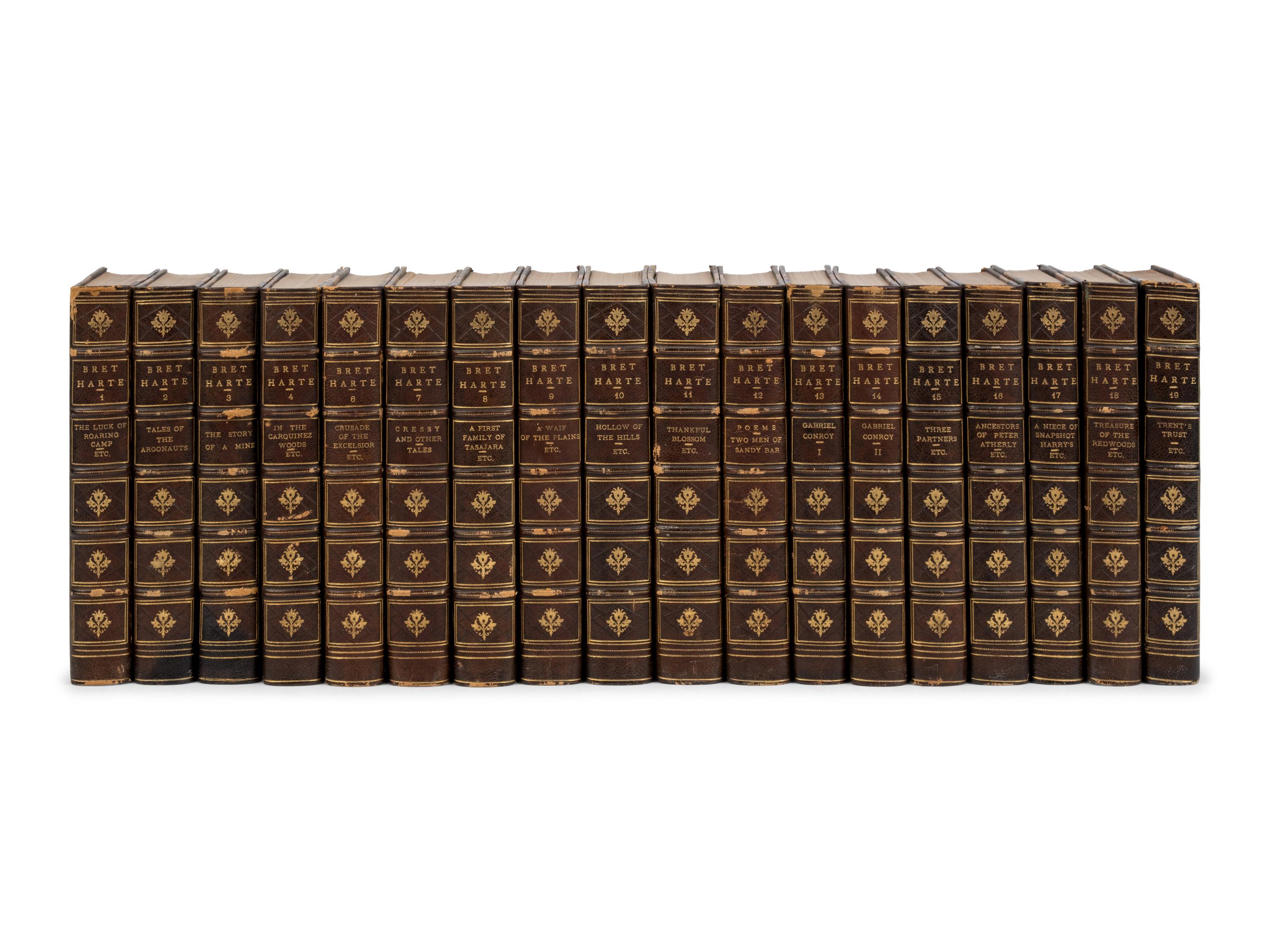 [Fine Binding] Pair of Sets