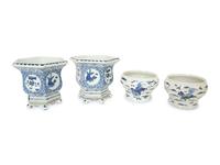 Two Pairs of Chinese Blue and White Porcelain Jardinières