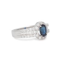 SAPPHIRE AND DIAMOND RING