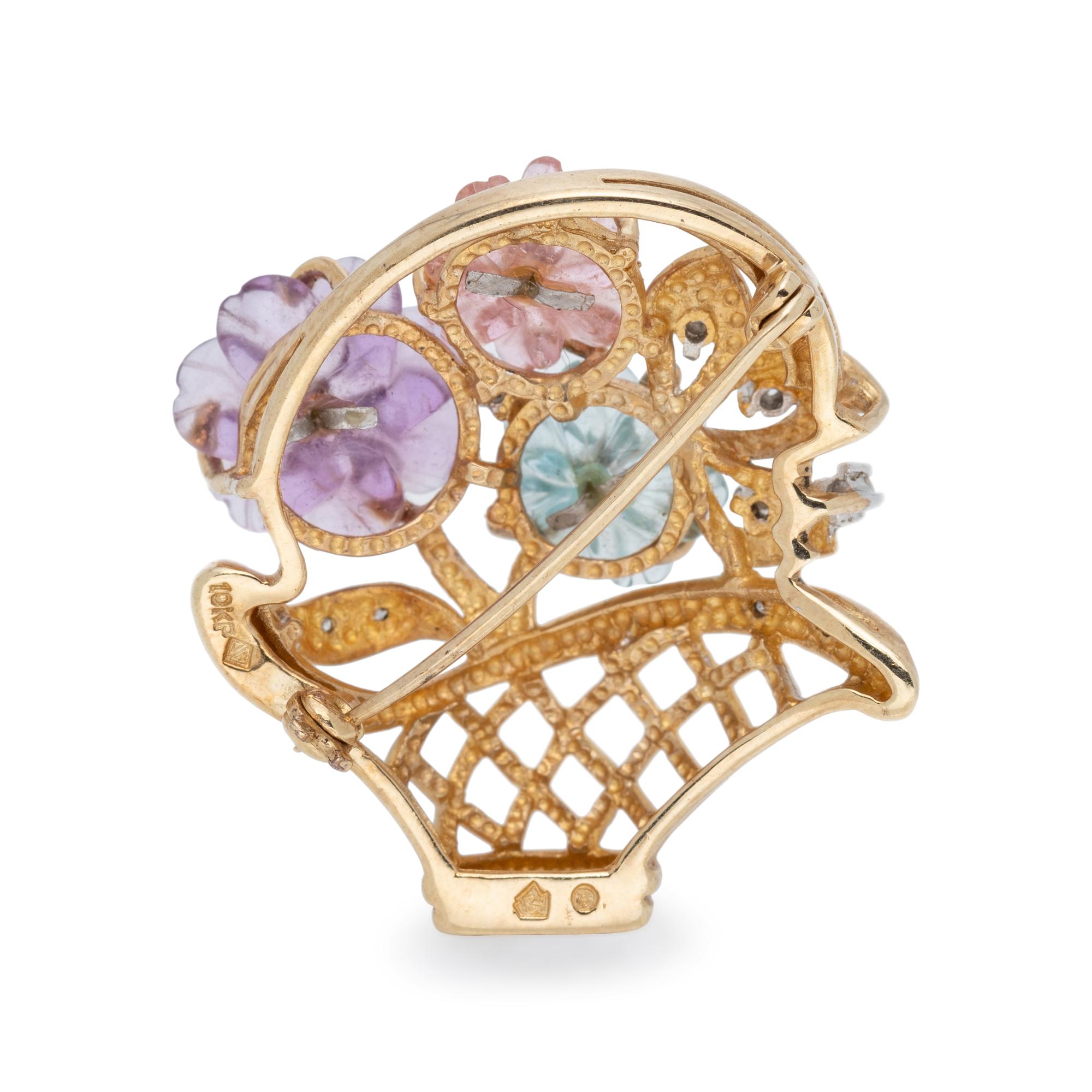 COLLECTION OF GEMSTONE AND DIAMOND BROOCHES