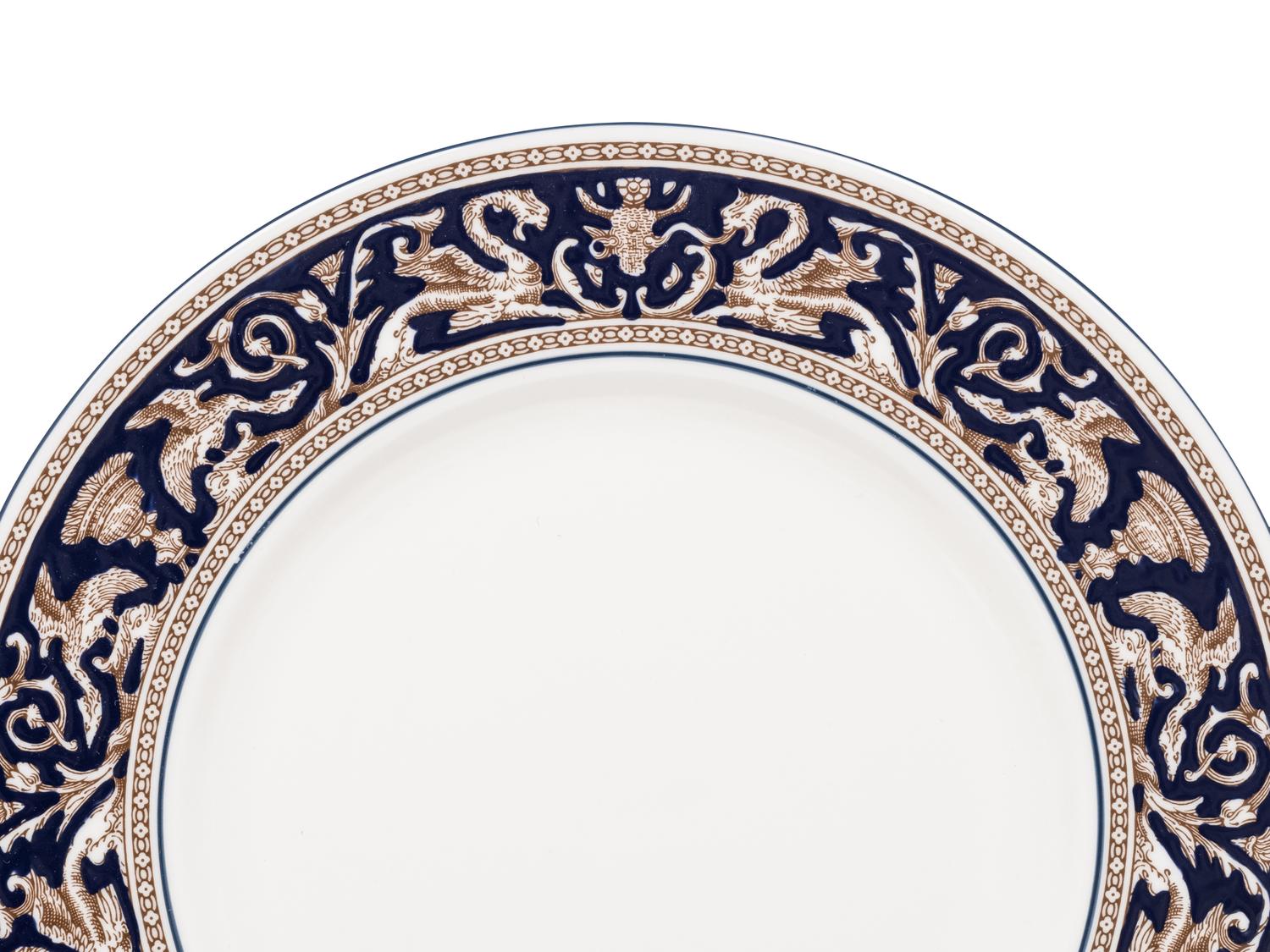 A Wedgwood Florentine Porcelain Dinner Service