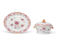 A Chinese Export Famille Rose Porcelain Covered Tureen and Platter