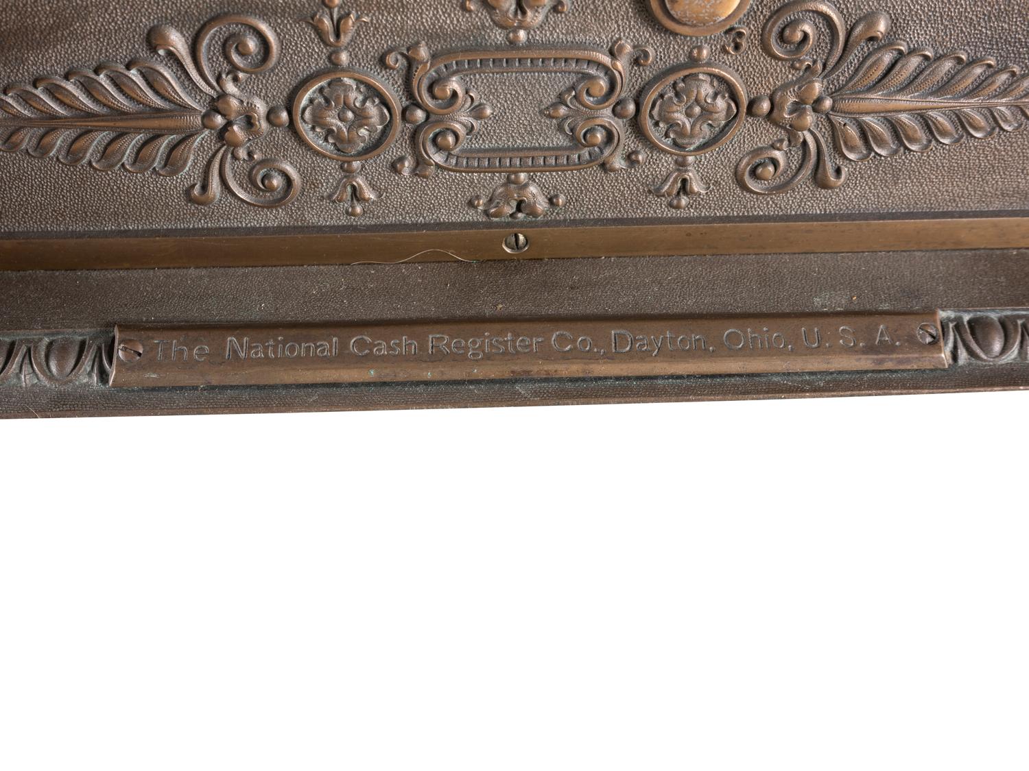 A National Cash Register , Floor Model 452-3-F