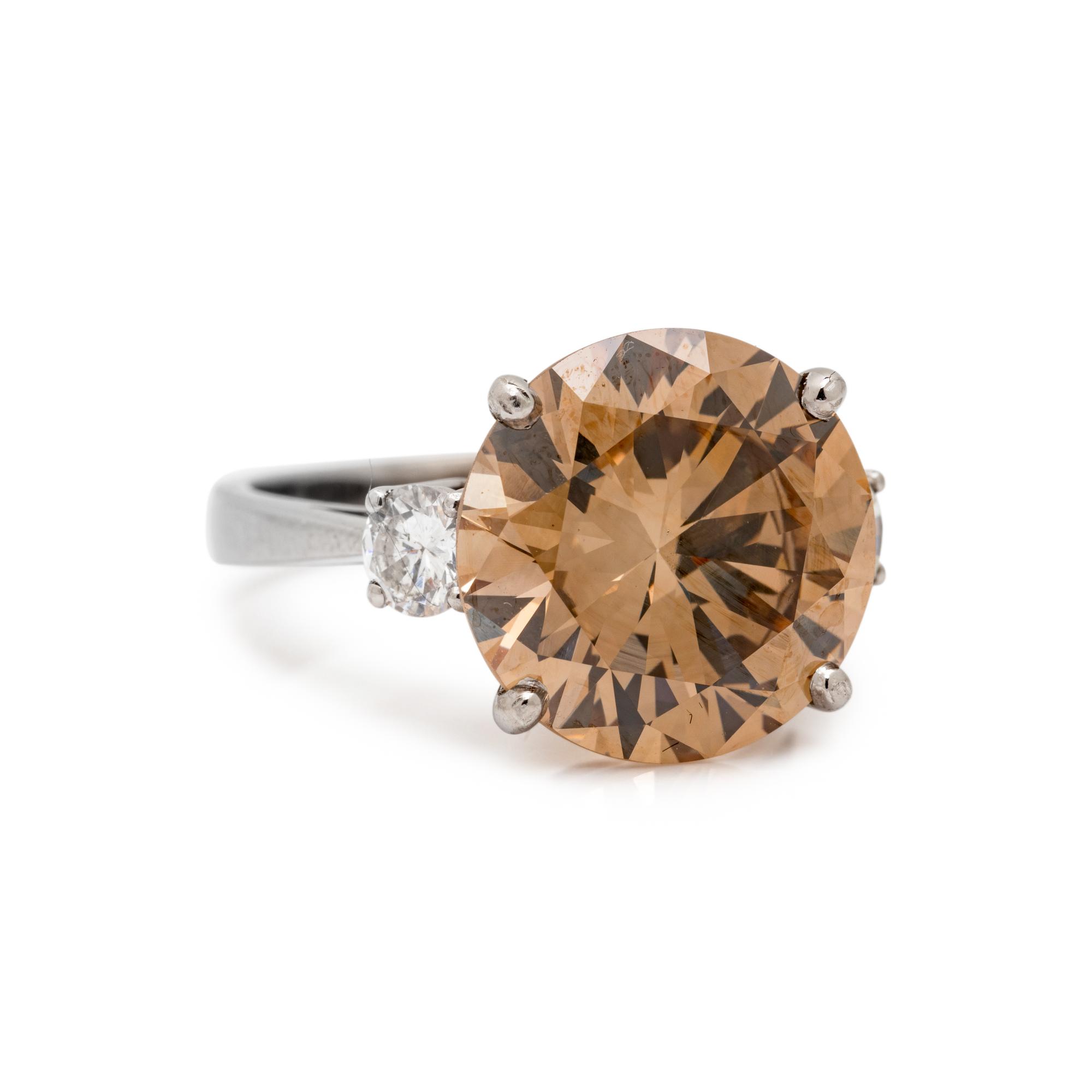 FANCY YELLOW-BROWN DIAMOND RING
