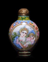 A Chinese Painted Enamel on Copper Snuff Bottle