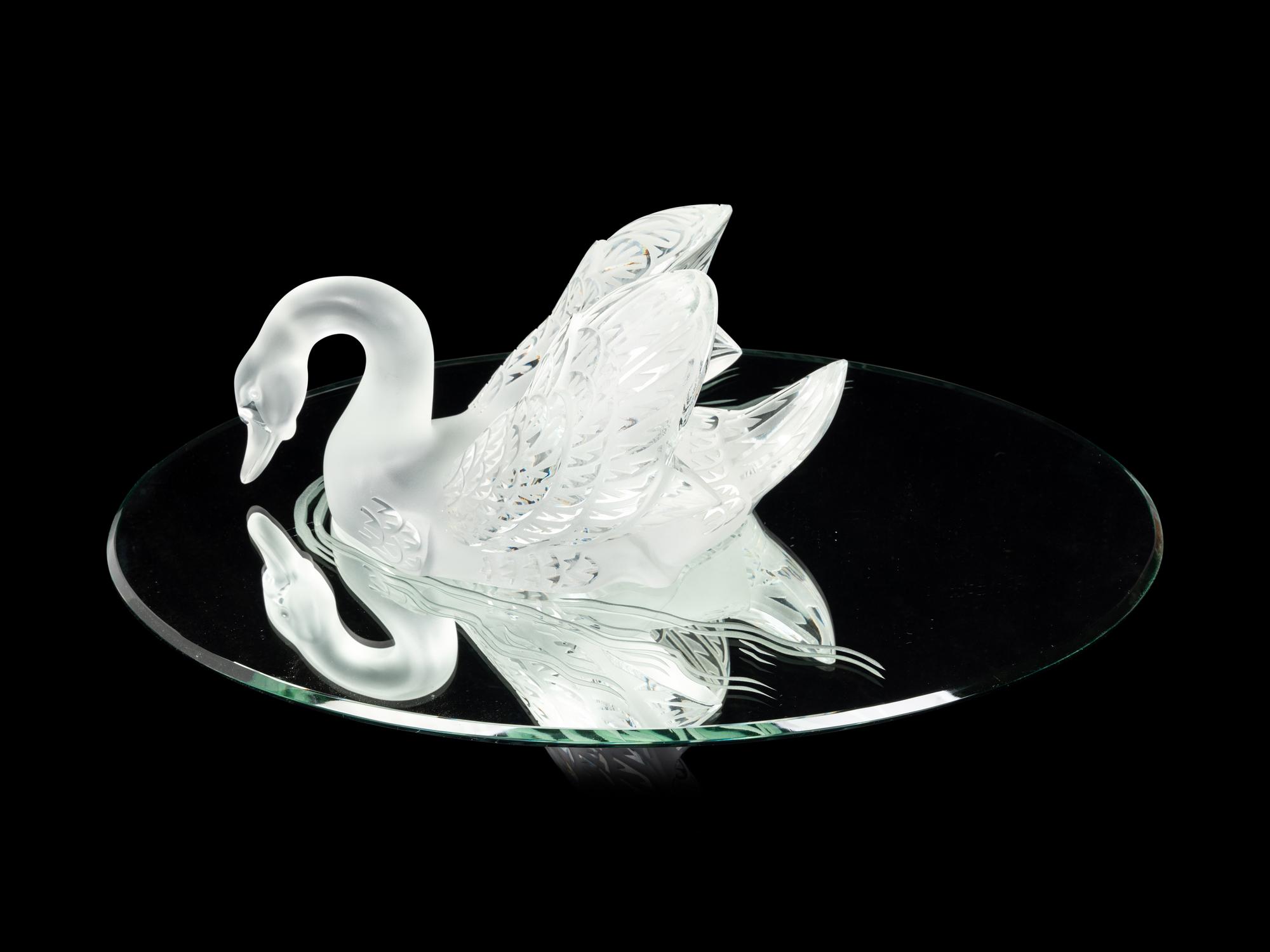 A Lalique Cygne Table Ornament and Mirror Plateau