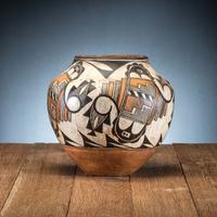 Acoma Polychrome Pottery Jar