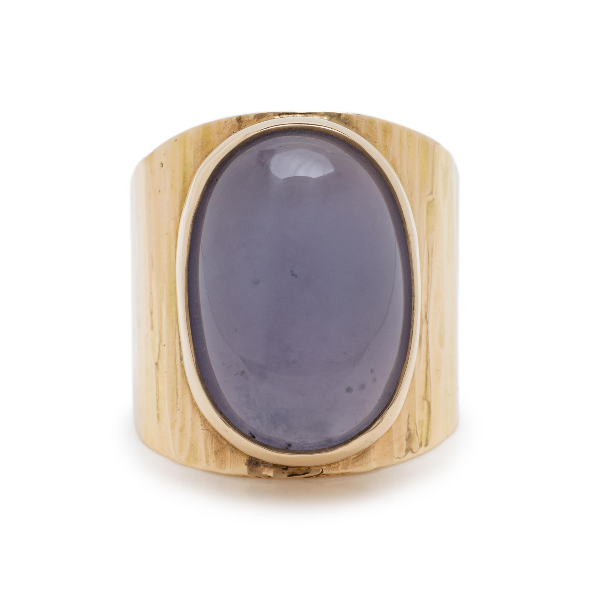 YELLOW GOLD AND BLUE CHALCEDONY RING