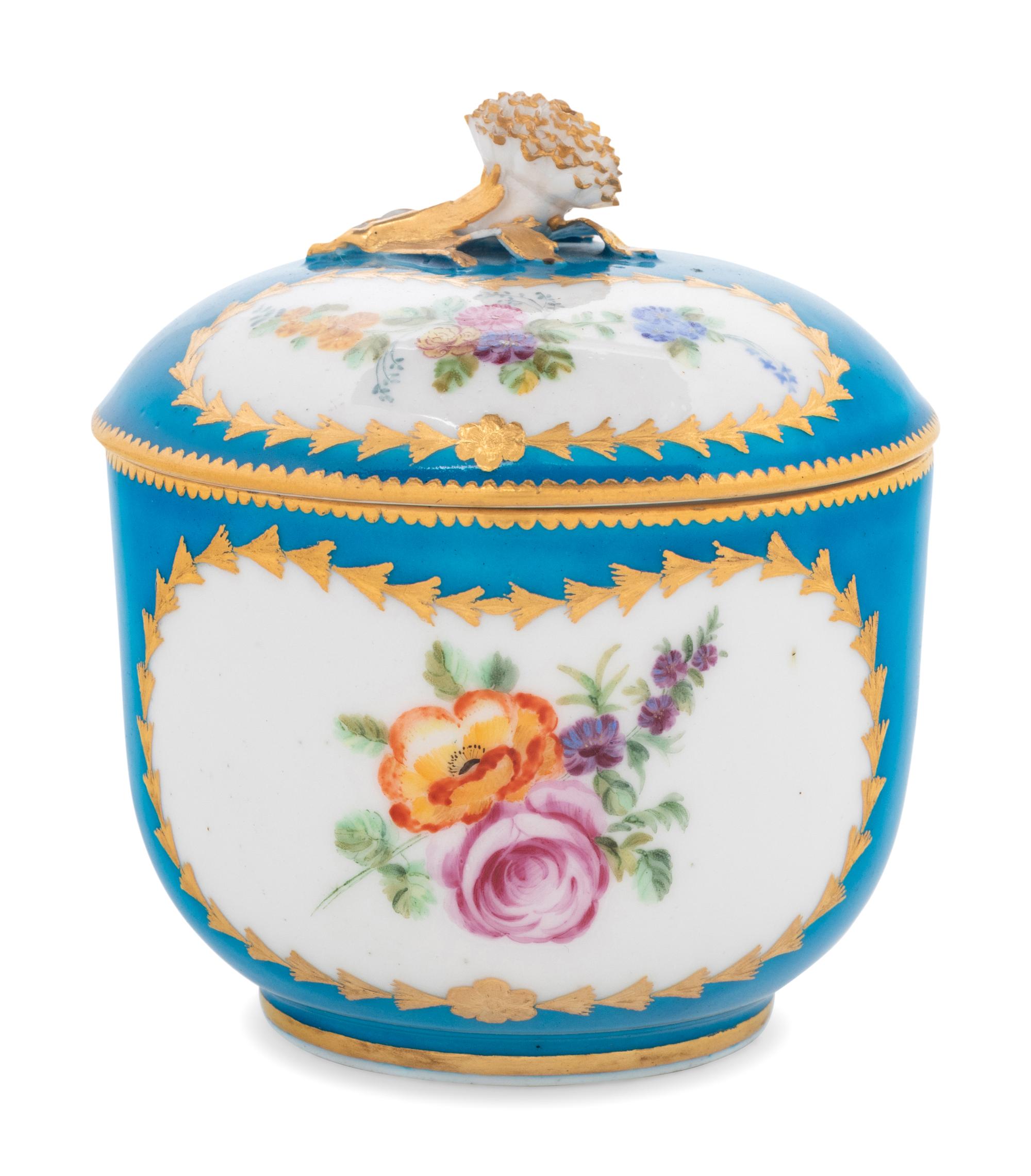 A Vincennes Bleu Céleste Porcelain Sugar Bowl and Cover ( Pot à Sucre et son Couvercle )