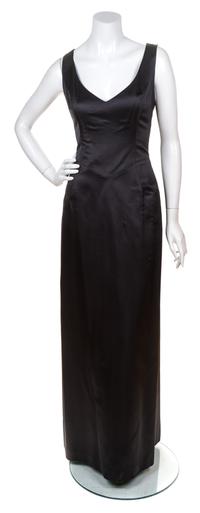 A Richard Tyler Black Silk Sleeveless Gown, Size 8.