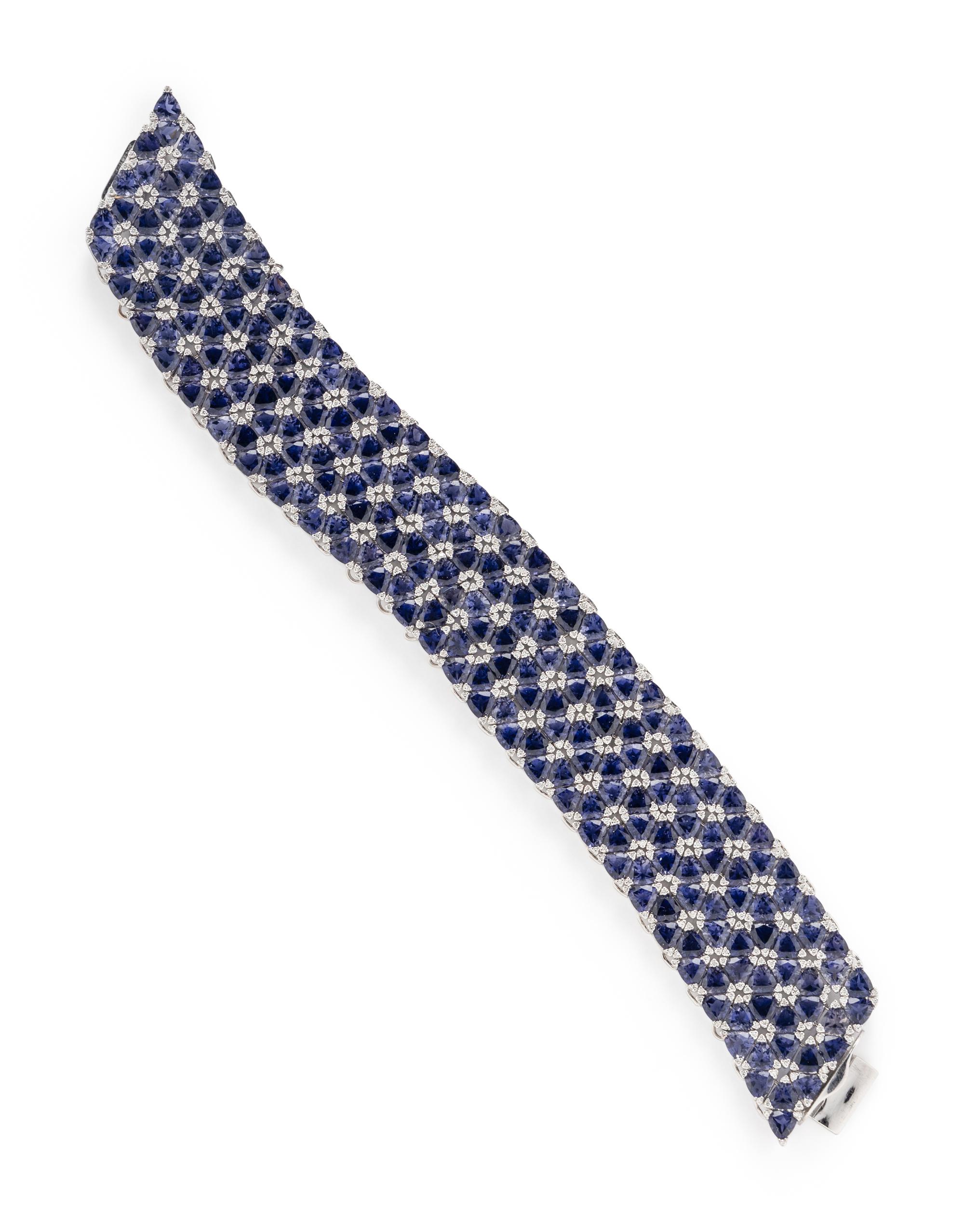WHITE GOLD, IOLITE, AND DIAMOND BRACELET