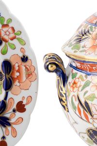 An English Porcelain Soup Tureen