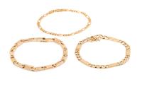 COLLECTION OF YELLOW GOLD BRACELETS