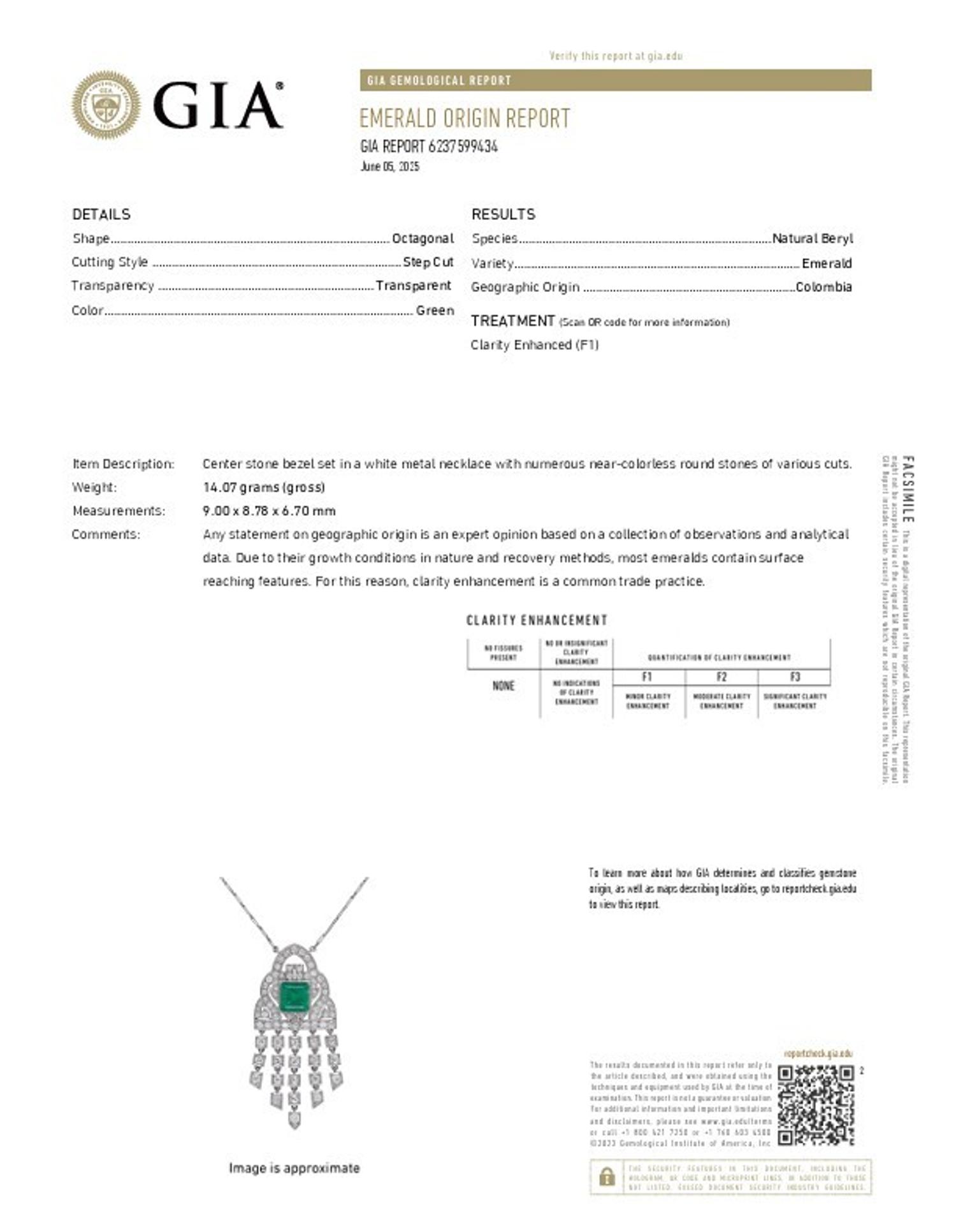 COLOMBIAN EMERALD AND DIAMOND PENDANT NECKLACE