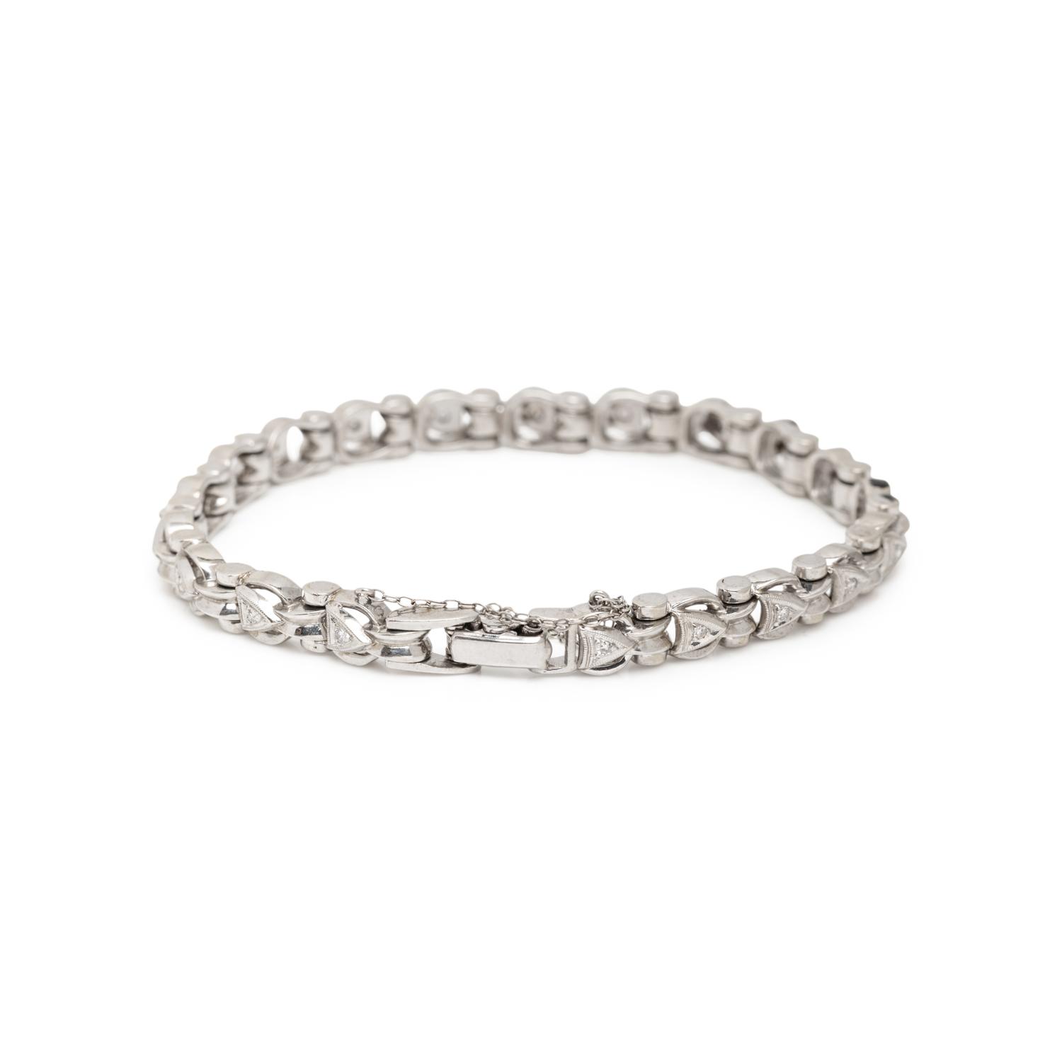 WHITE GOLD AND DIAMOND BRACELET