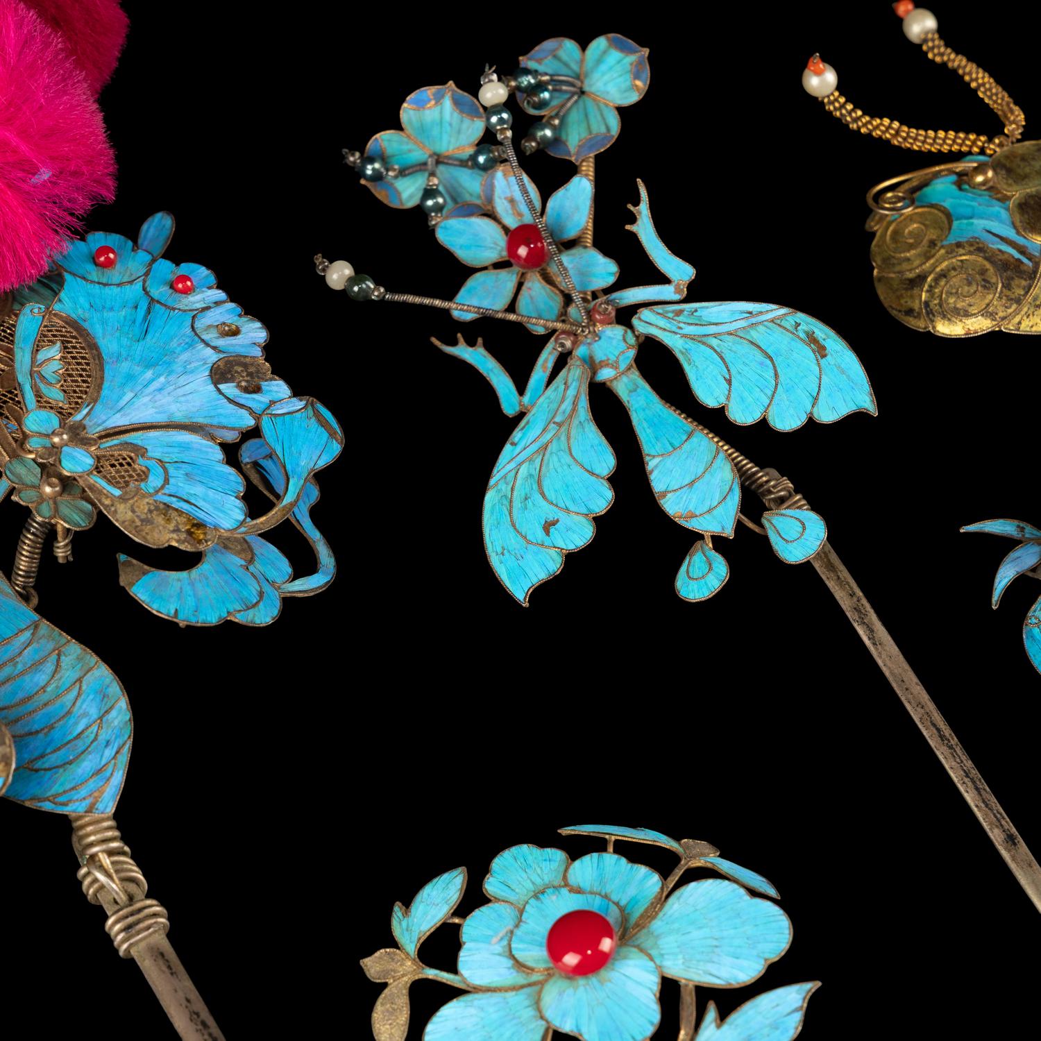 Twelve Chinese Kingfisher Feather Embellished Hair Ornaments, 19th Century — 清晚期 銅胎點翠髮飾十二件