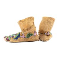 Plateau Beaded Hide Soft-Soled Moccasins
