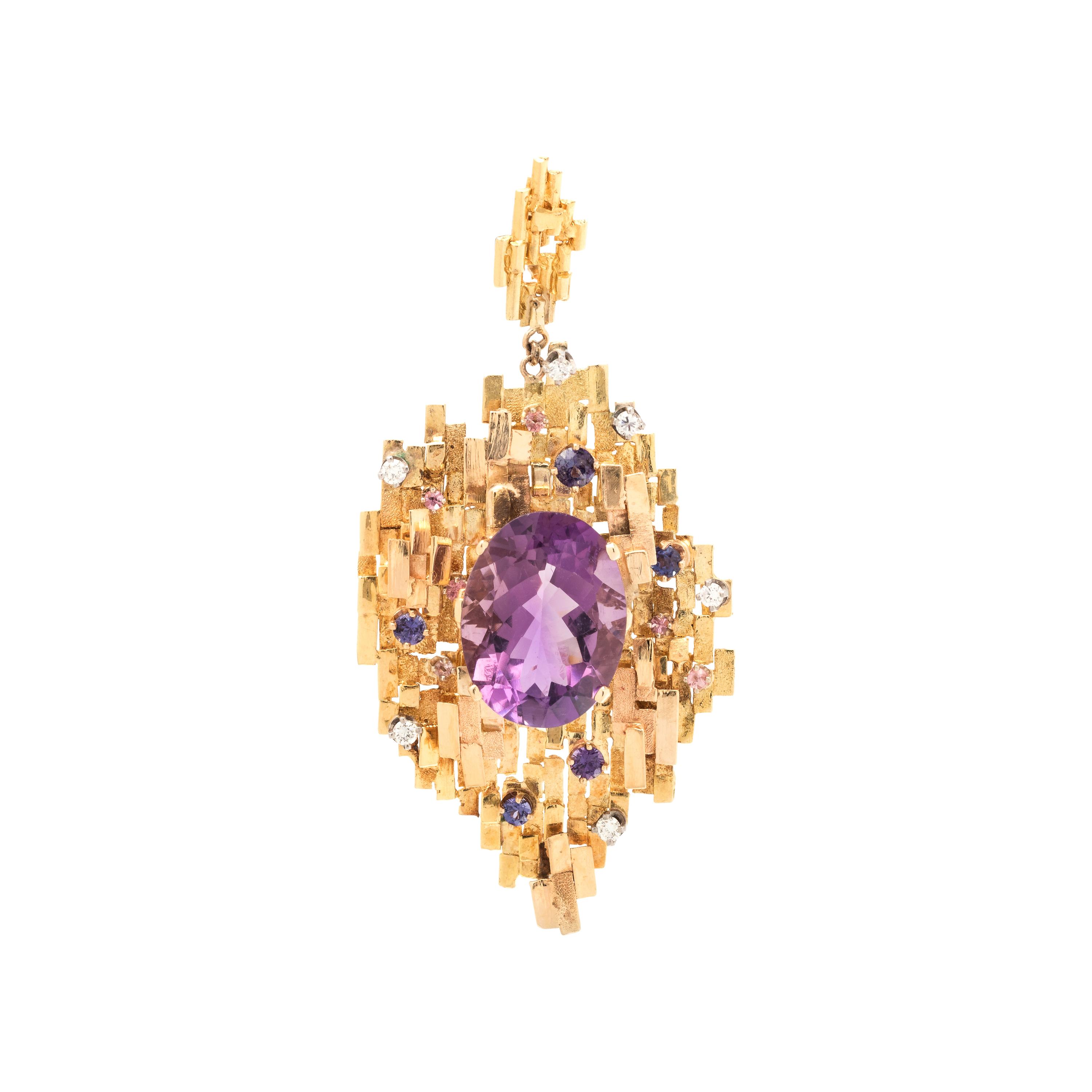 YELLOW GOLD, AMETHYST AND DIAMOND PENDANT