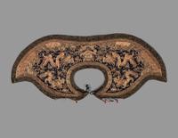 Three Chinese Embroidered Silk Collars, Qing Dynasty 清 云肩一組三件