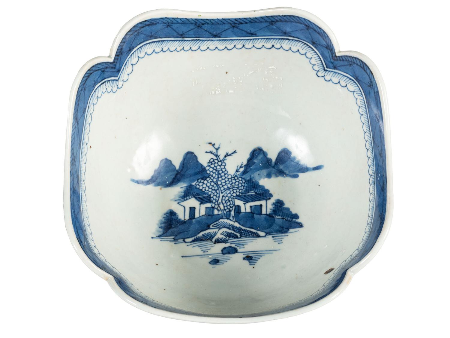 A Canton Export Porcelain Center Bowl