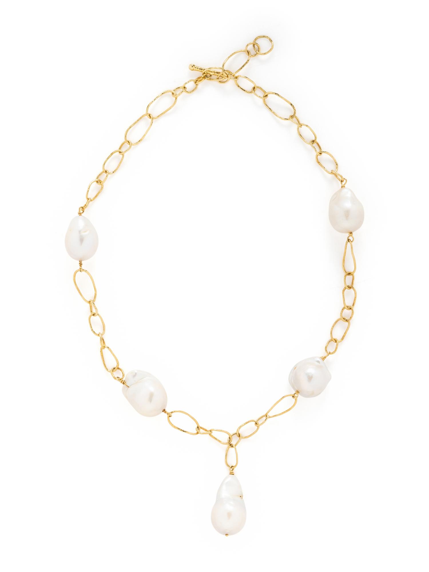 YELLOW GOLD AND BAROQUE CULTURED PEARL NECKLACE