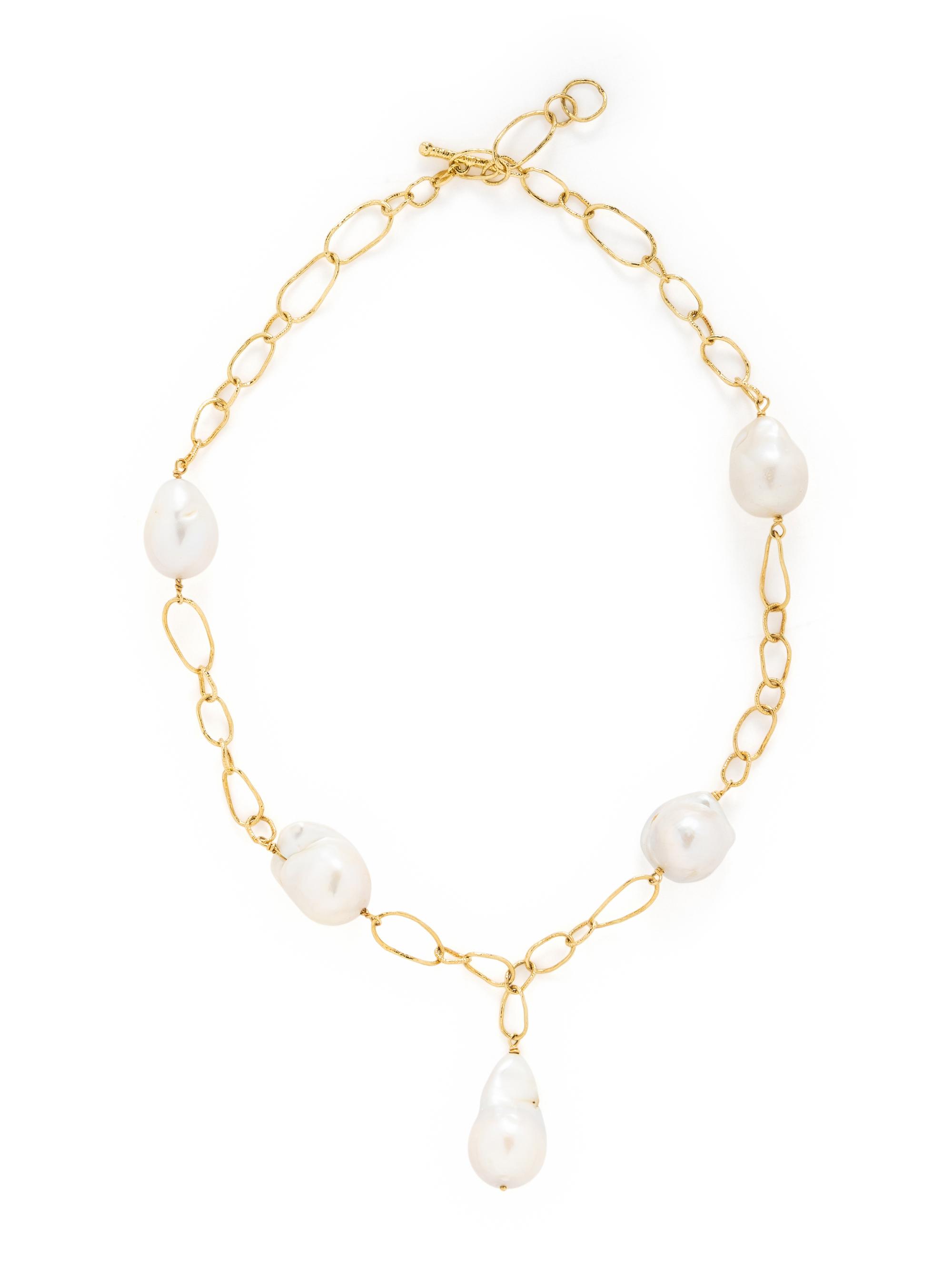 YELLOW GOLD AND BAROQUE CULTURED PEARL NECKLACE