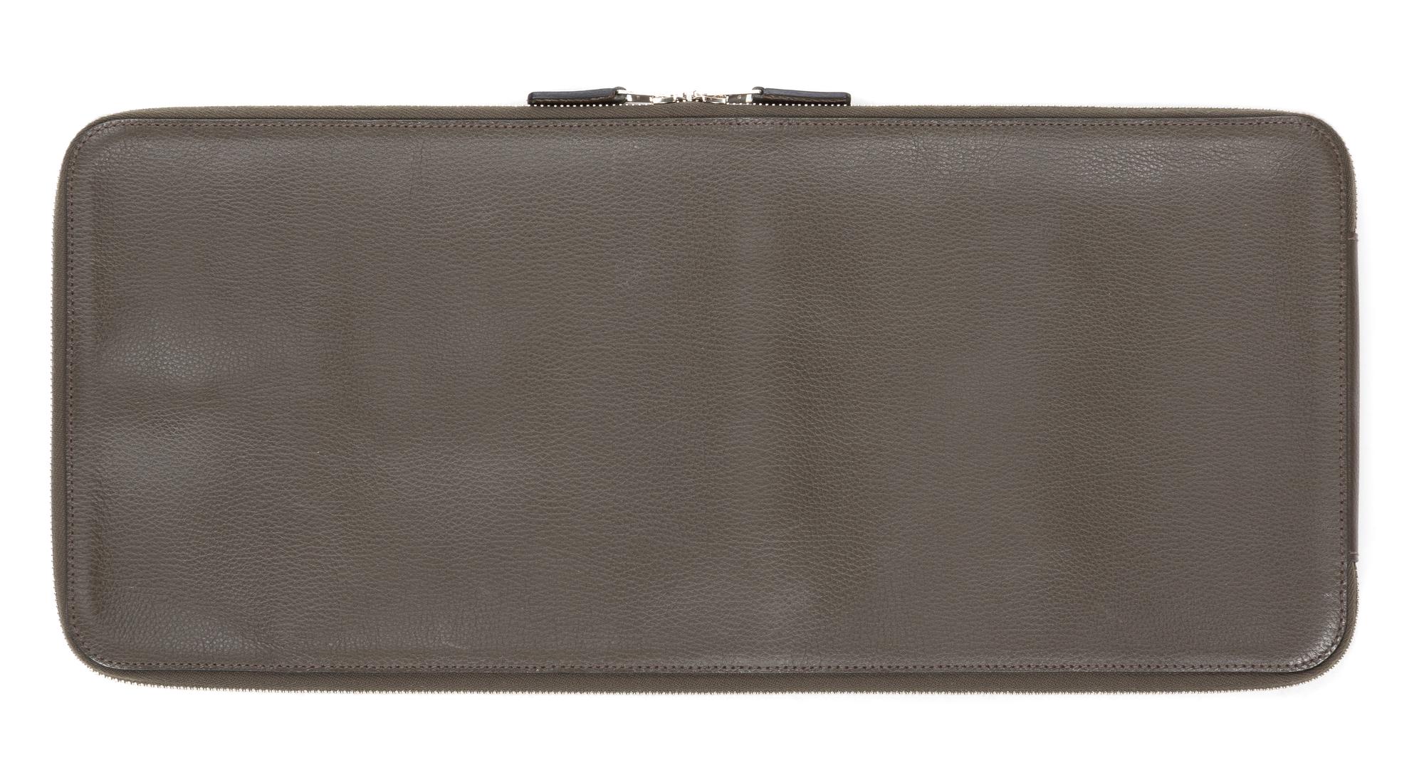 An Hermes Olive Togo Leather Tie Case, 18" x 8".