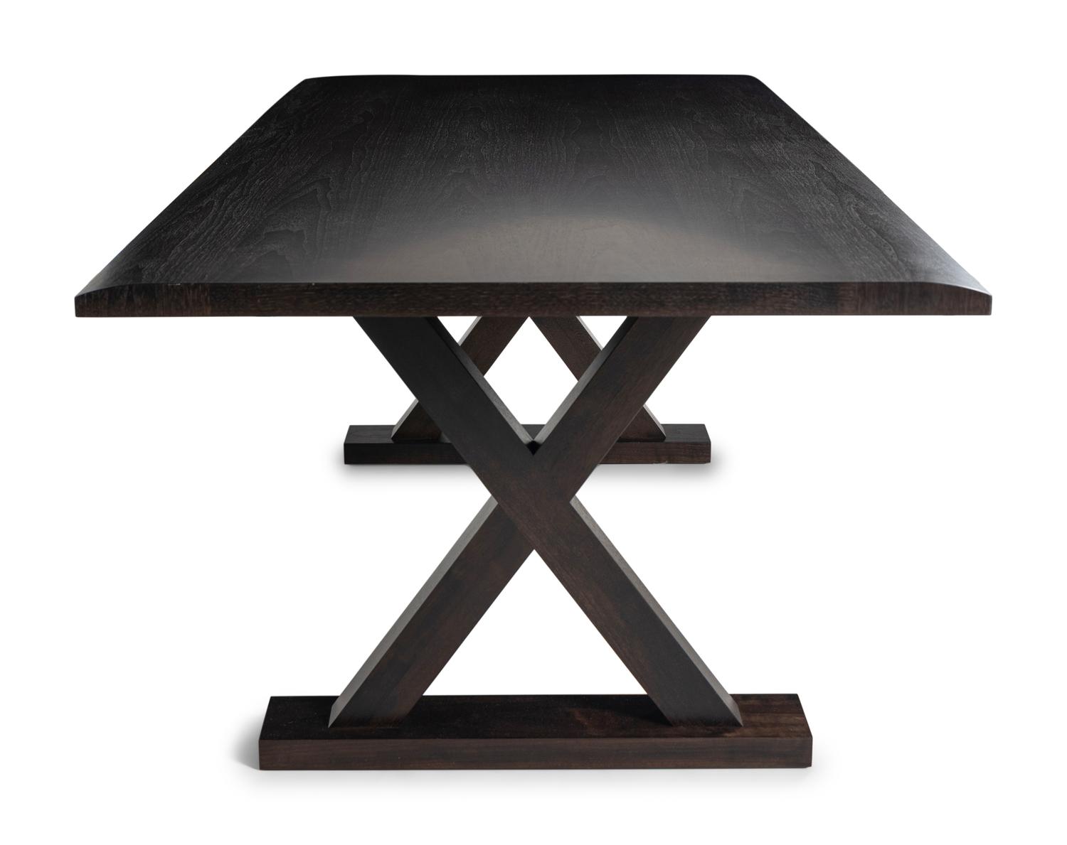 Standard Courrier Table