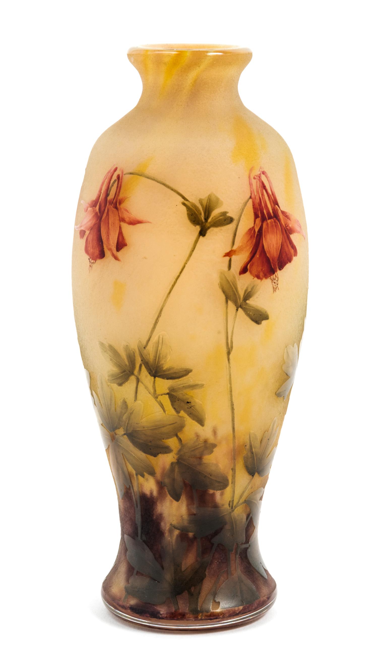 Daum, EARLY 20TH CENTURY, an enameled cameo glass vase, of ovoid form with floral decoration