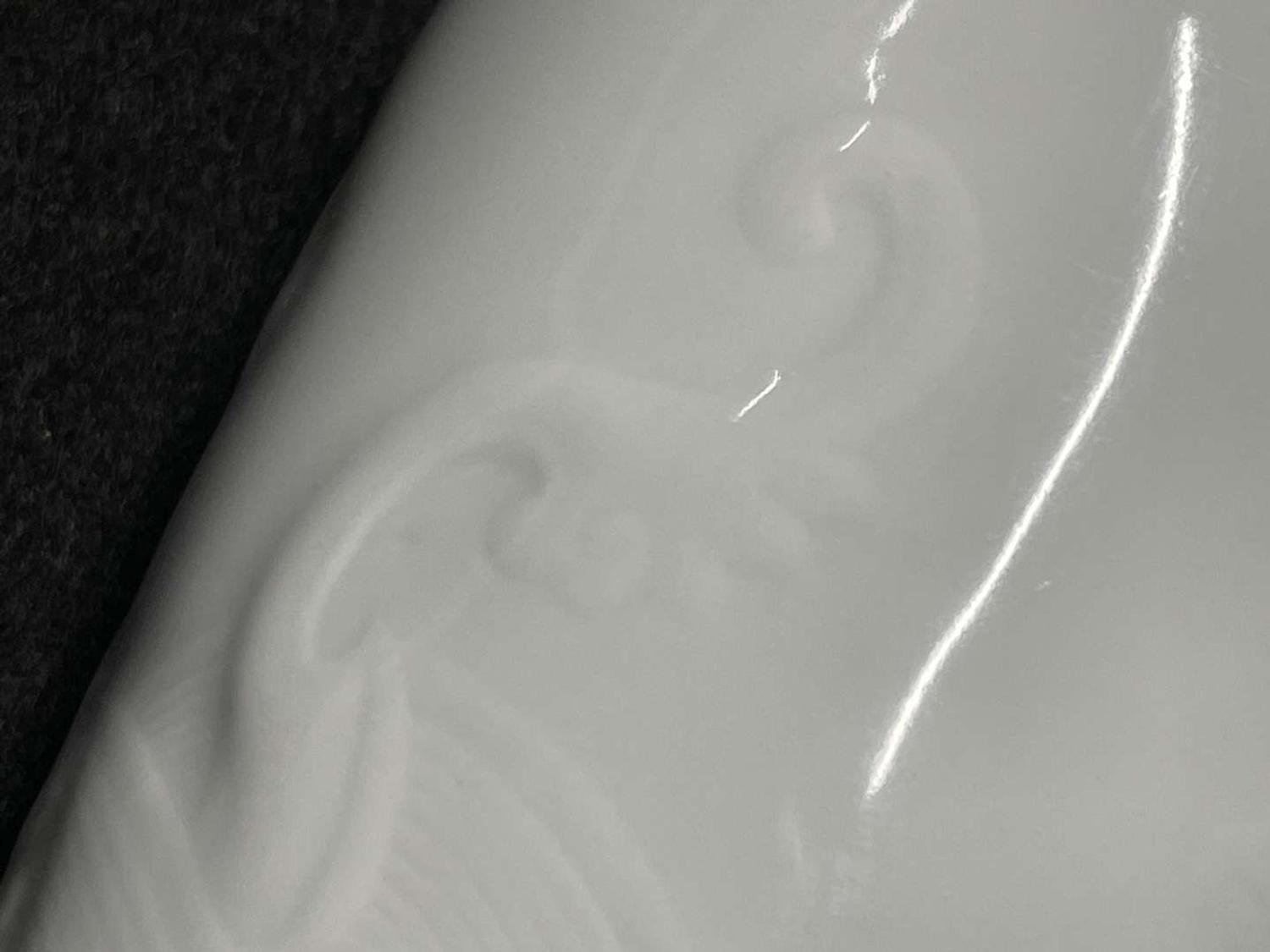 A Chinese amphora-shaped "Dragon" vase 龙纹双耳瓶 Kangxi mark, but later ??? ????