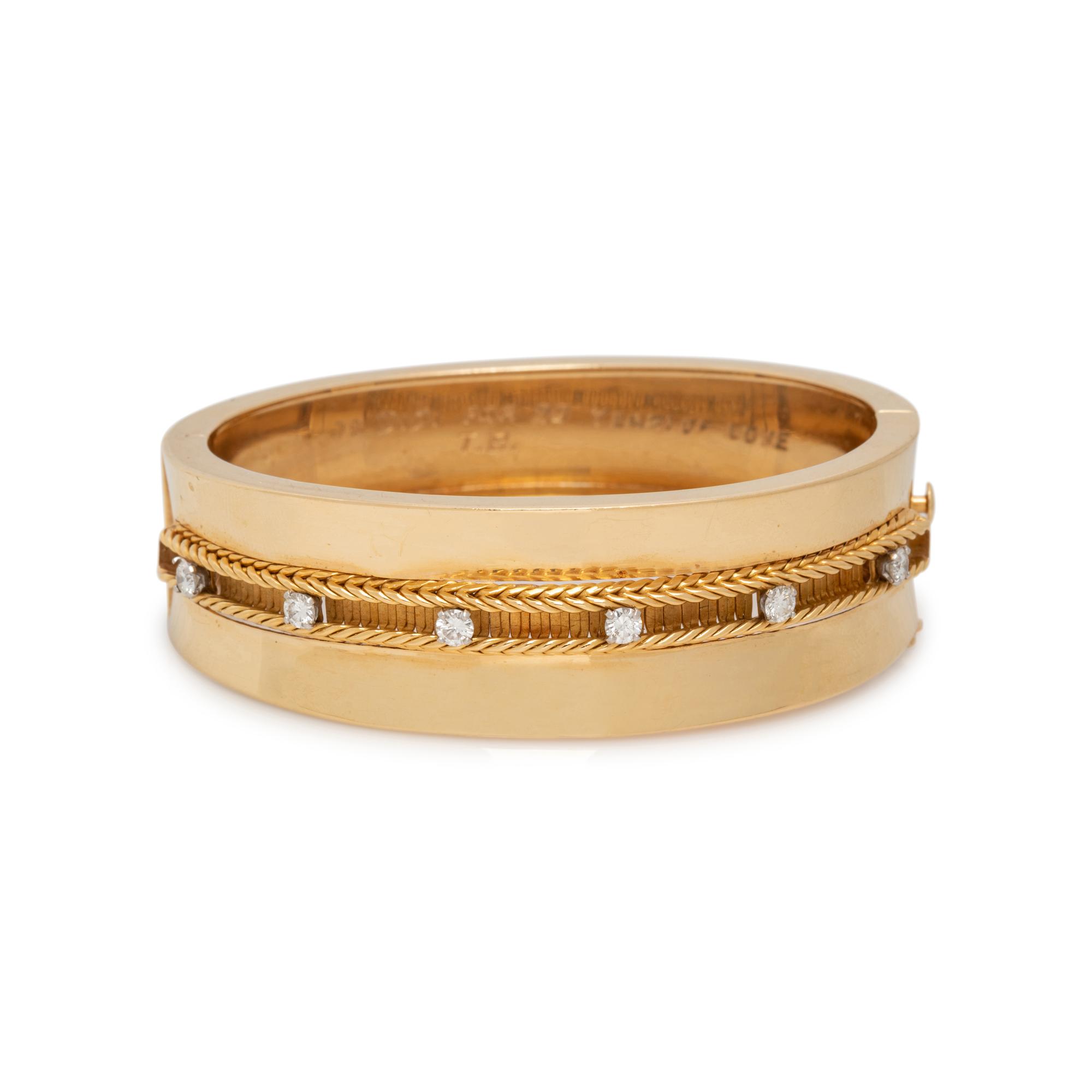 YELLOW GOLD AND DIAMOND BANGLE BRACELET